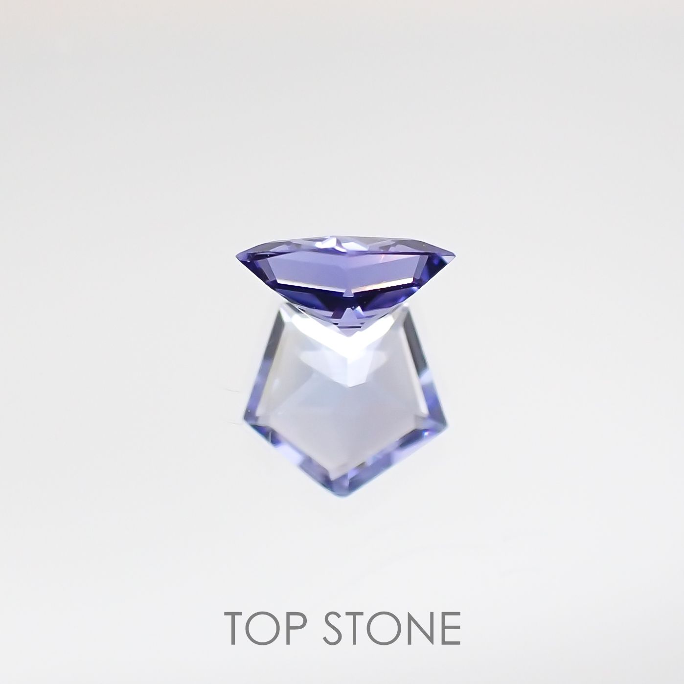 ◇ペンタゴンカット◇タンザナイトSA タンザニア産 ルース 0.17ct[210610993]4.1×4mm前後