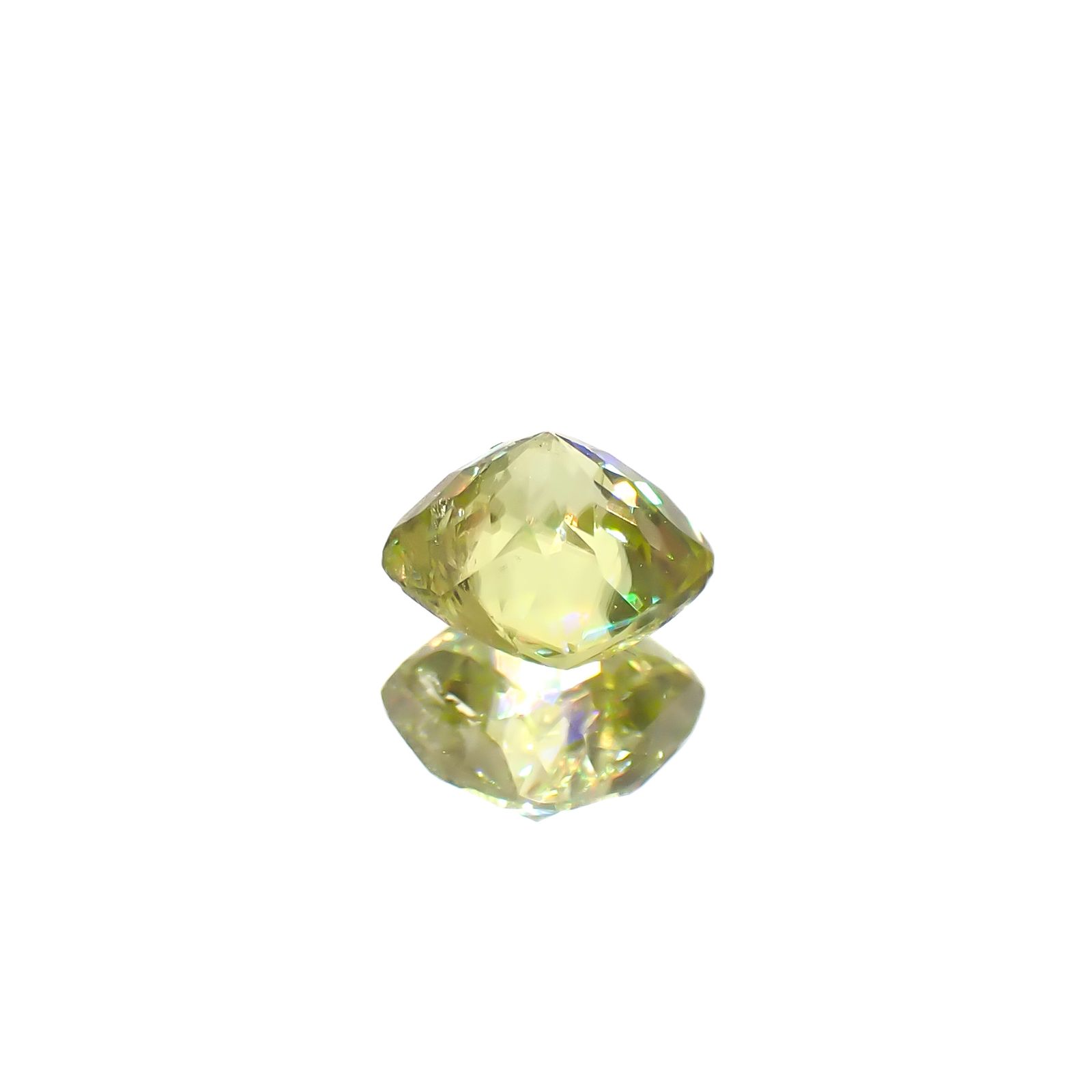 スフェーン マダガスカル産 0.36ct[240627908]3.9x3.9mm前後