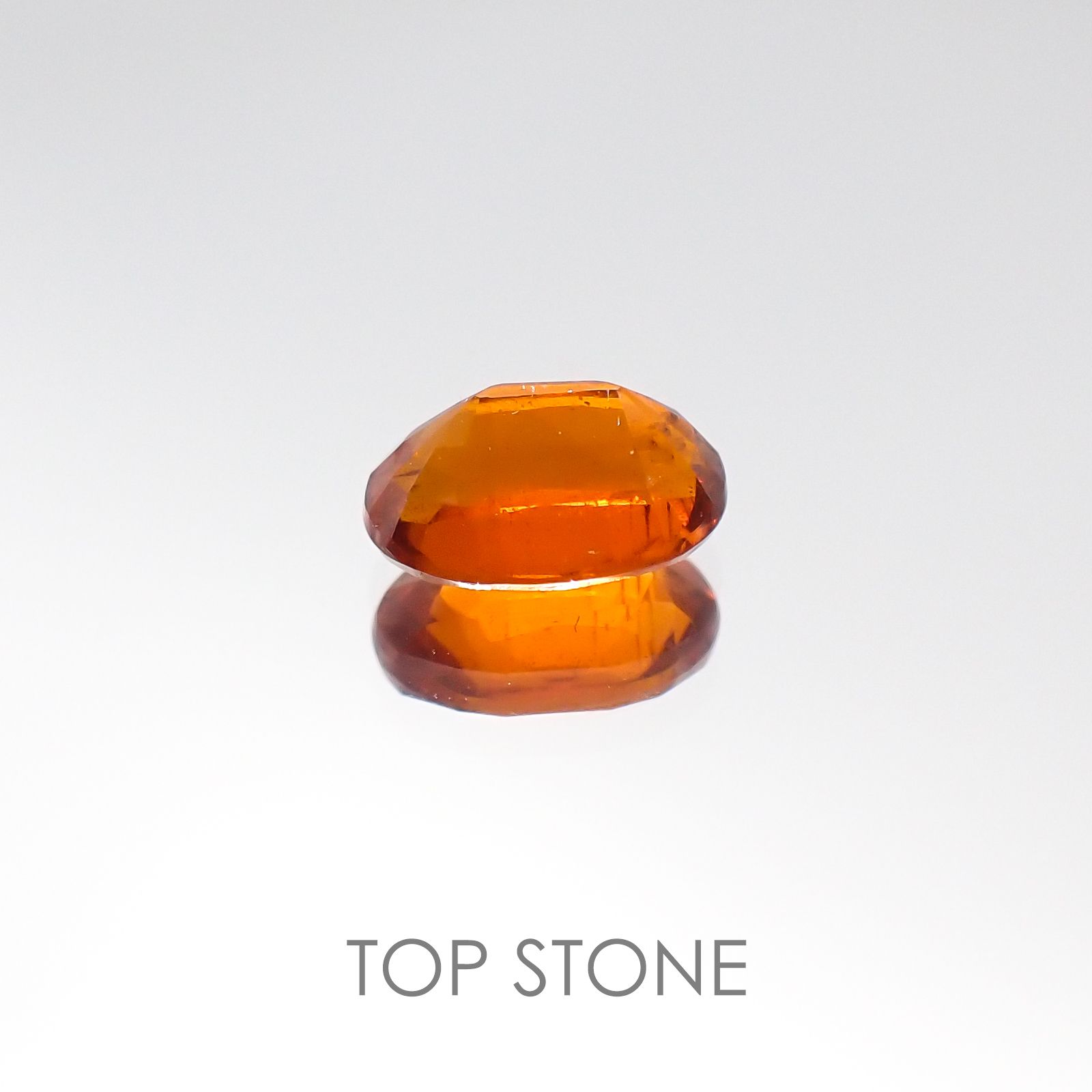 オレンジカイヤナイト タンザニア産 ルース 1.03ct[20105997]7.1×5mm前後