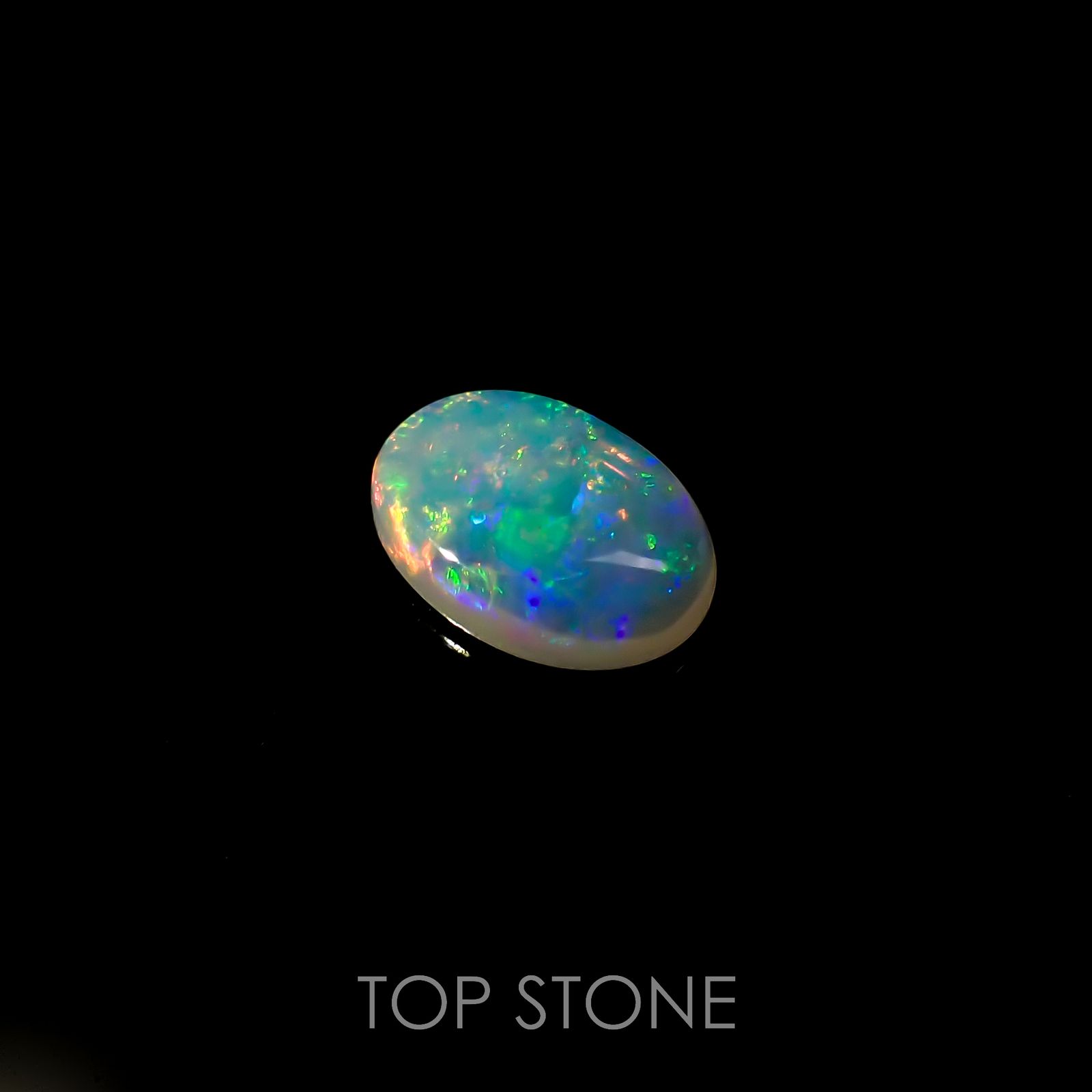 オパール オーストラリア産 0.39ct[221018429]6.9x4.8mm前後