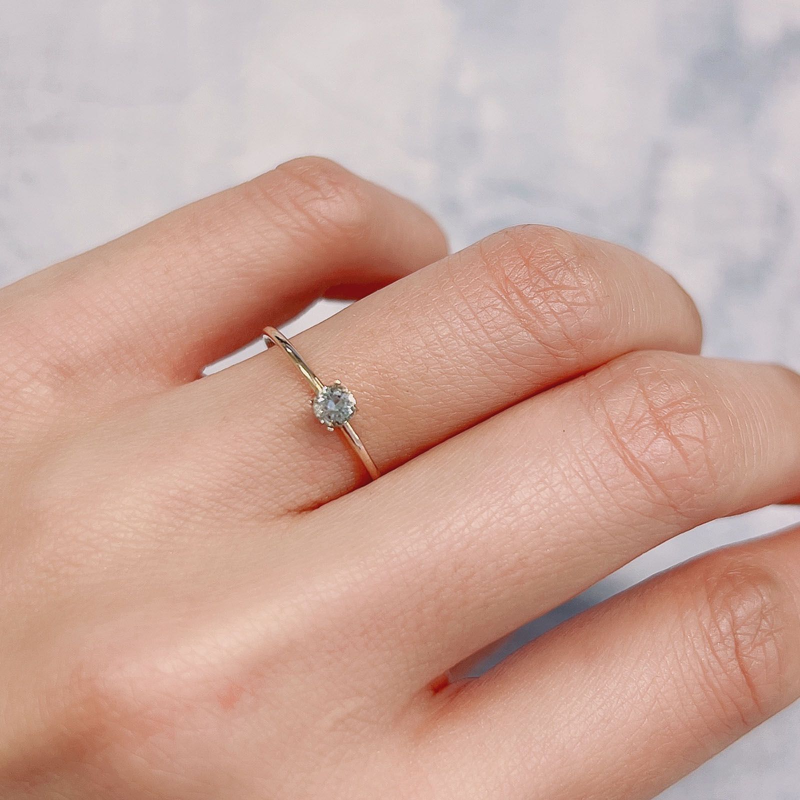 ジェレメジェバイト(宝石名エレメジェバイト) ナミビア産 0.180ct ソ付(彩珠)[20085009]3.4×3.4mm前後