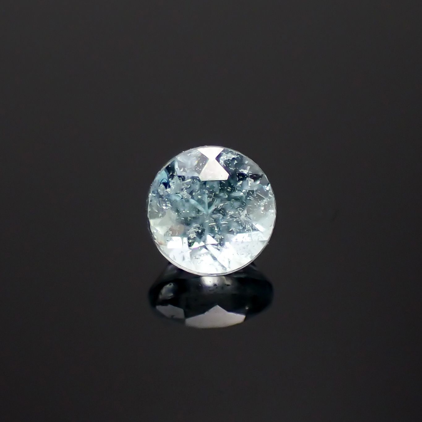 パライバトルマリン(宝石名トルマリン/別名パライバ・トルマリン)モザンビーク産 0.18ct 識別済[230220437]3.3x3.3mm前後