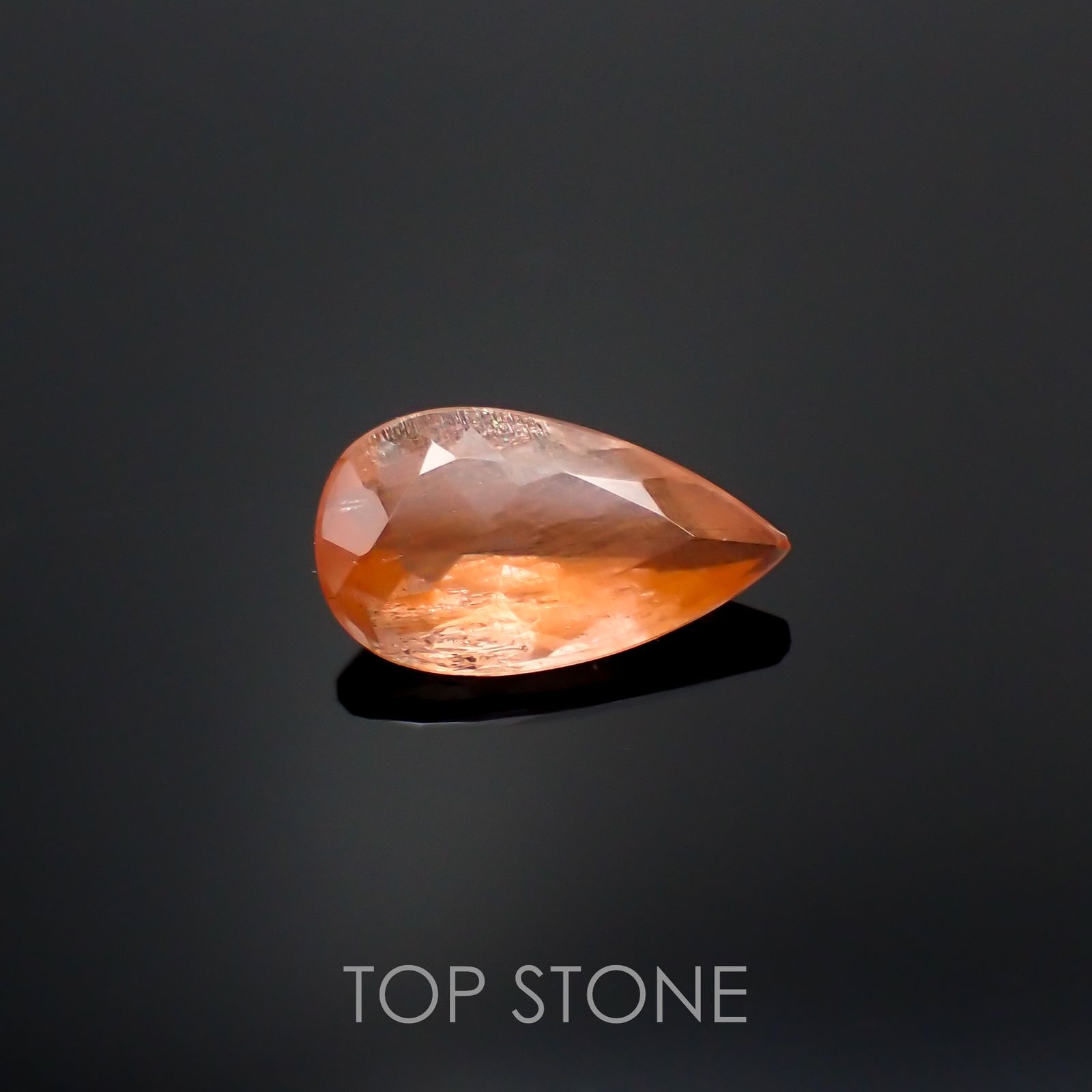 サンストーンスキャポライト(宝石名シーン・スキャポライト)タンザニア産 1.23ct 識別済[221219272]10.7x6.2mm前後