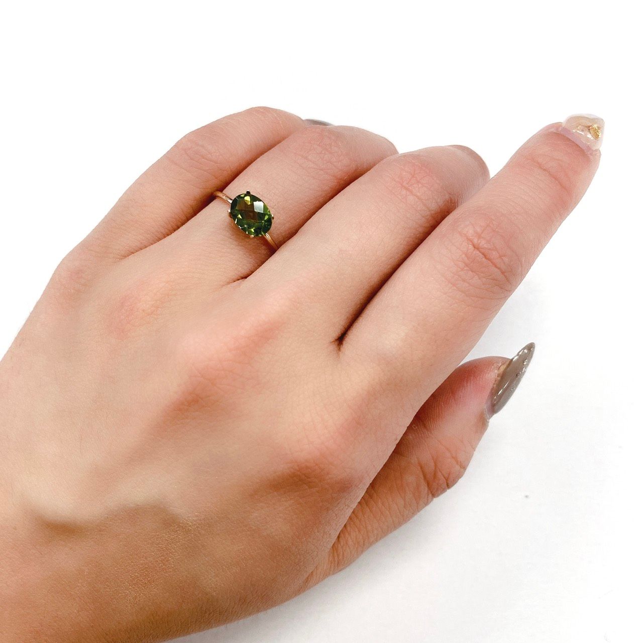 アイドクレース(宝石名アイドクレース) ケニア産 1.15ct 識別済[21059957]8×6mm前後