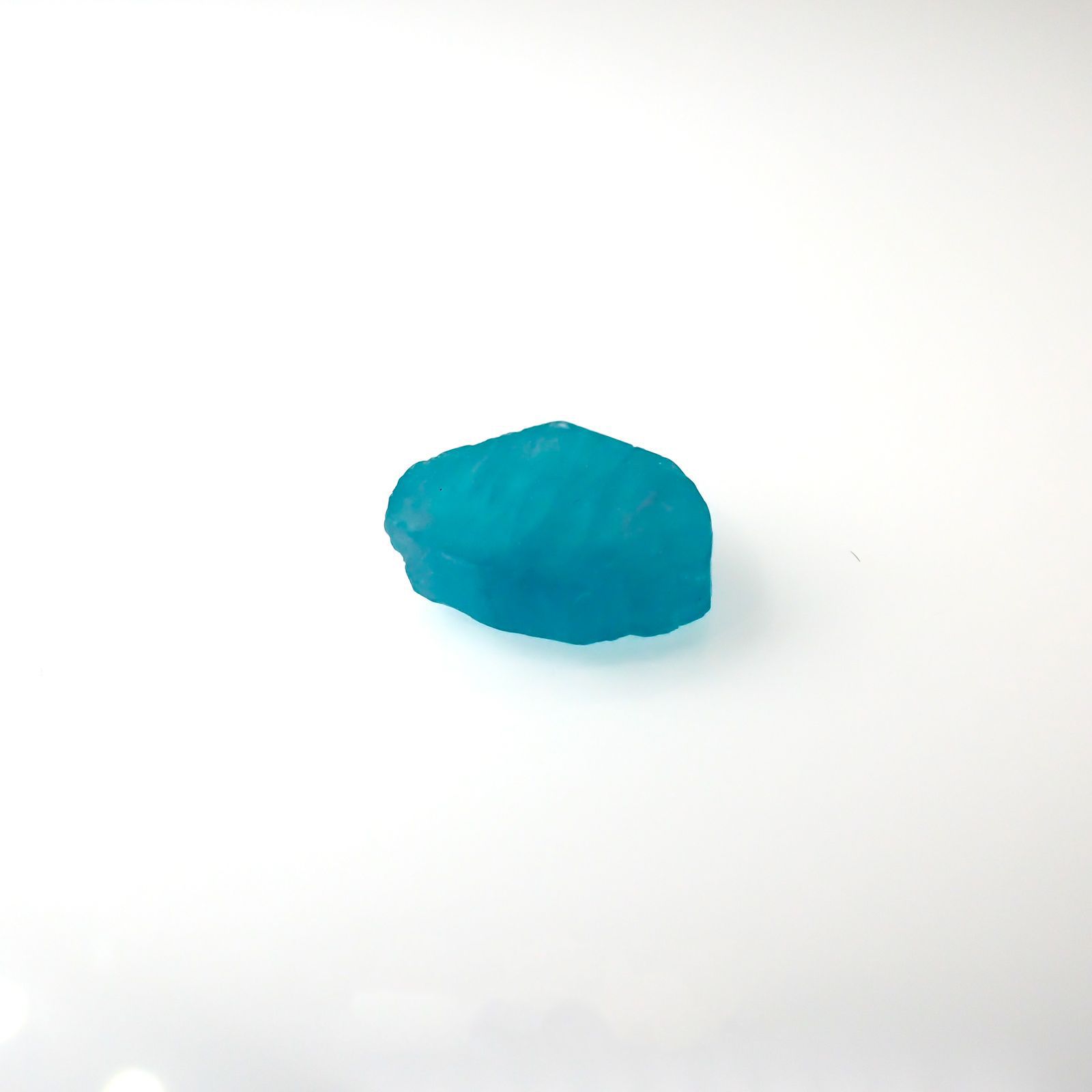 パライバトルマリン 原石スライス ブラジル・パライバ州バターリャ鉱山産 2.61ct[220616504]8.5x10.7mm前後