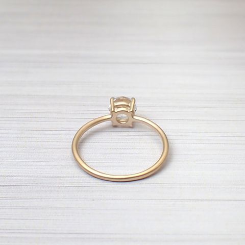 リング空枠：石留め▶クォーツ（お客様製作例）
