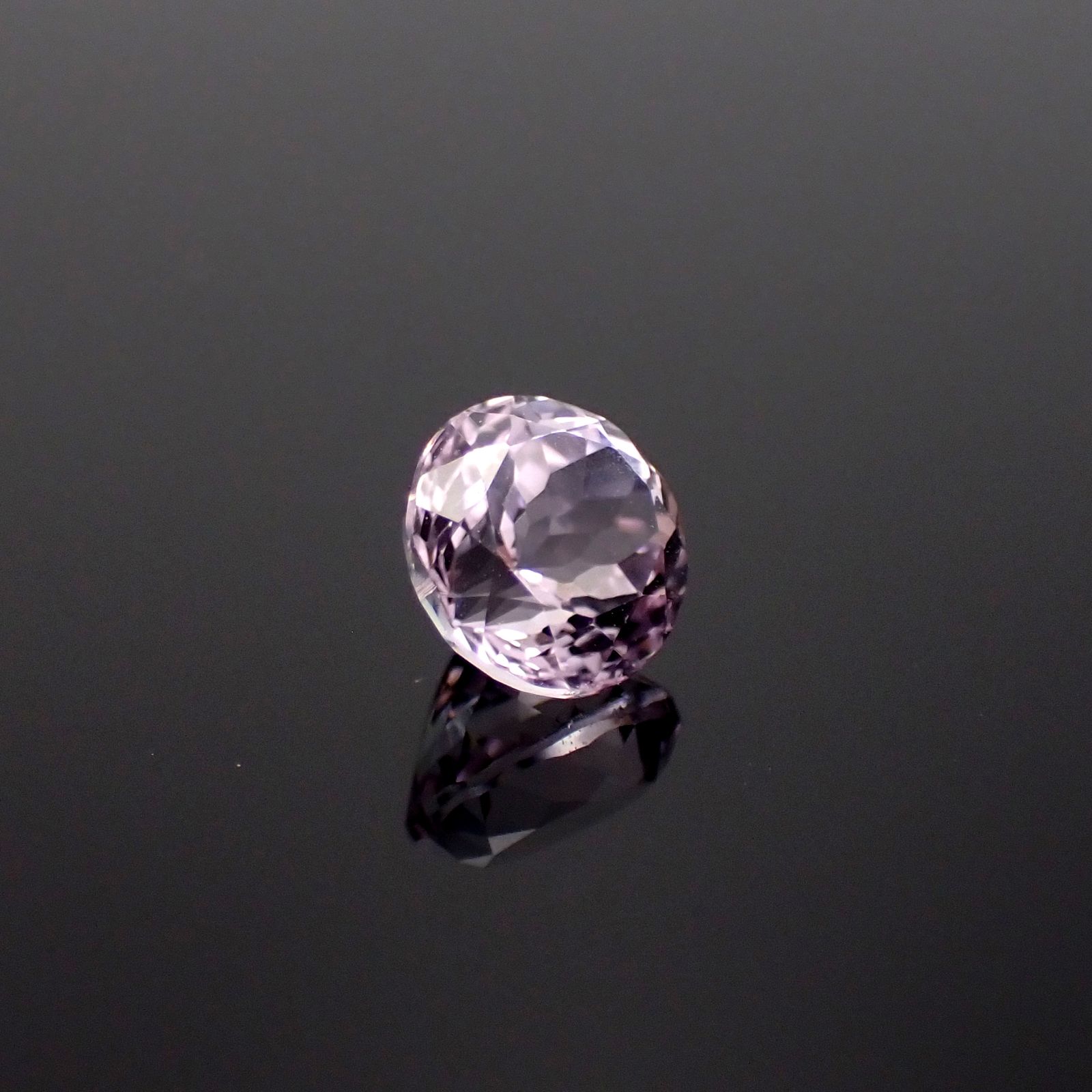 クンツァイト アフガニスタン産 1.11ct[231224772]6.1x6.1mm前後