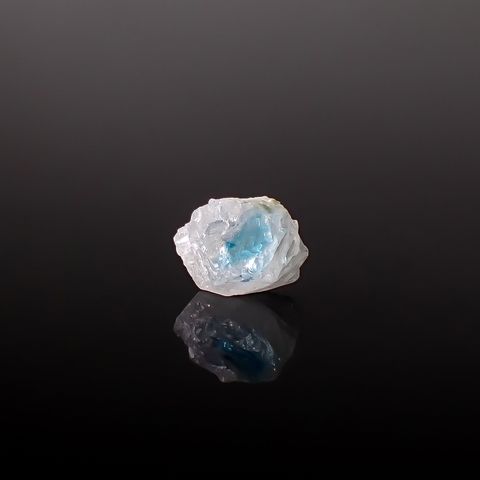 ユークレース 原石 ブラジル産 4.80ct / 9.7x7.8mm前後 [260231730]
