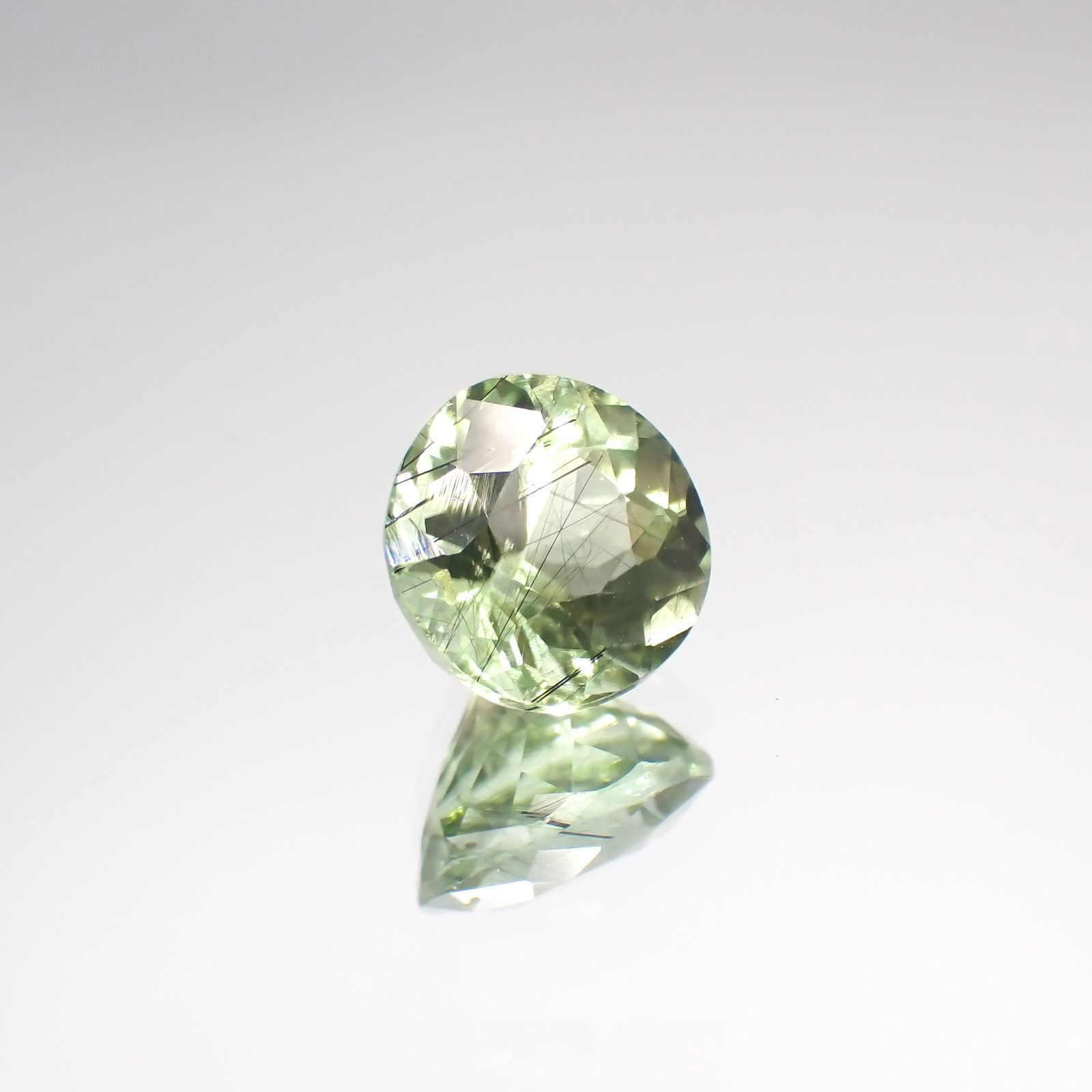 ルドウィジャイトインペリドット(宝石名ルドウィジャイトインペリドット)パキスタン産 2.16ct 識別済[231224377]7.7x7.7mm前後