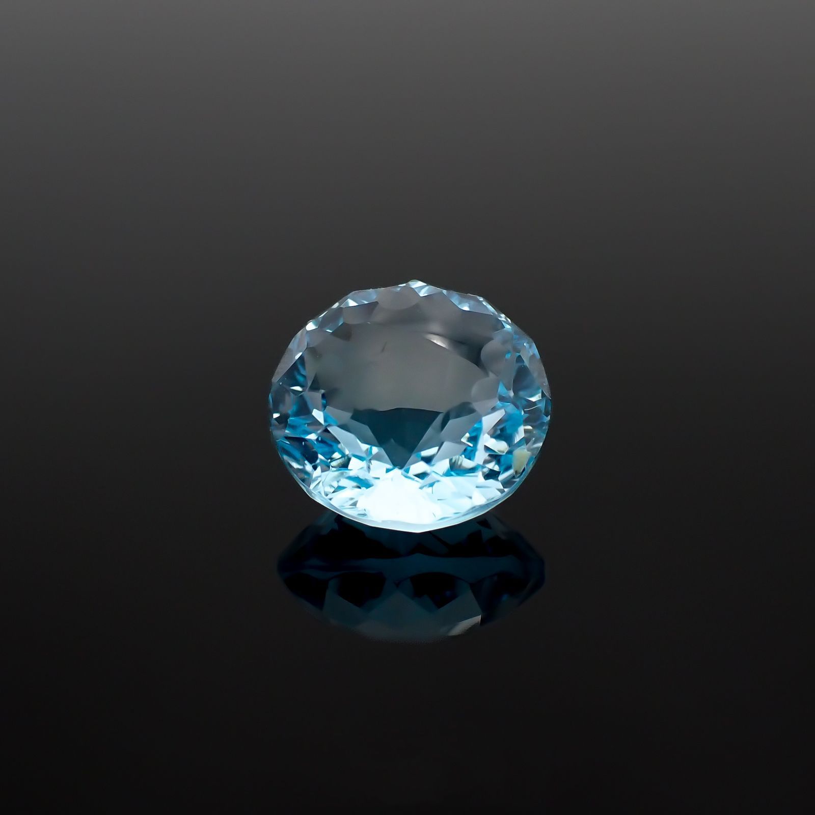 ◇カスタムカット◇ブルートパーズ ブラジル産 5.04ct[221219326]10.2x10.2mm前後