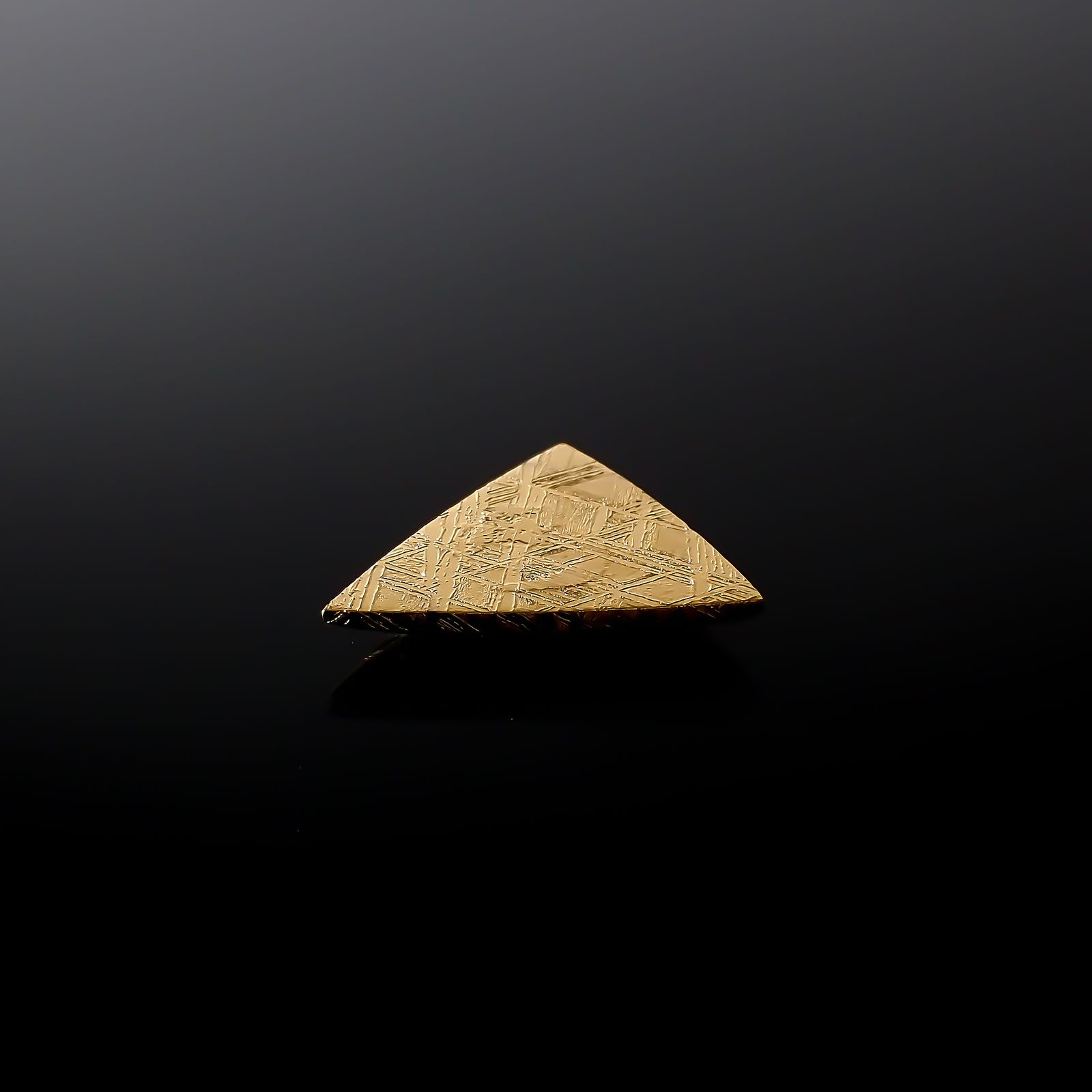 ムオニナルスタ隕石 発見地:スウェーデン 14.44ct[240125827]18.2x16.6mm前後