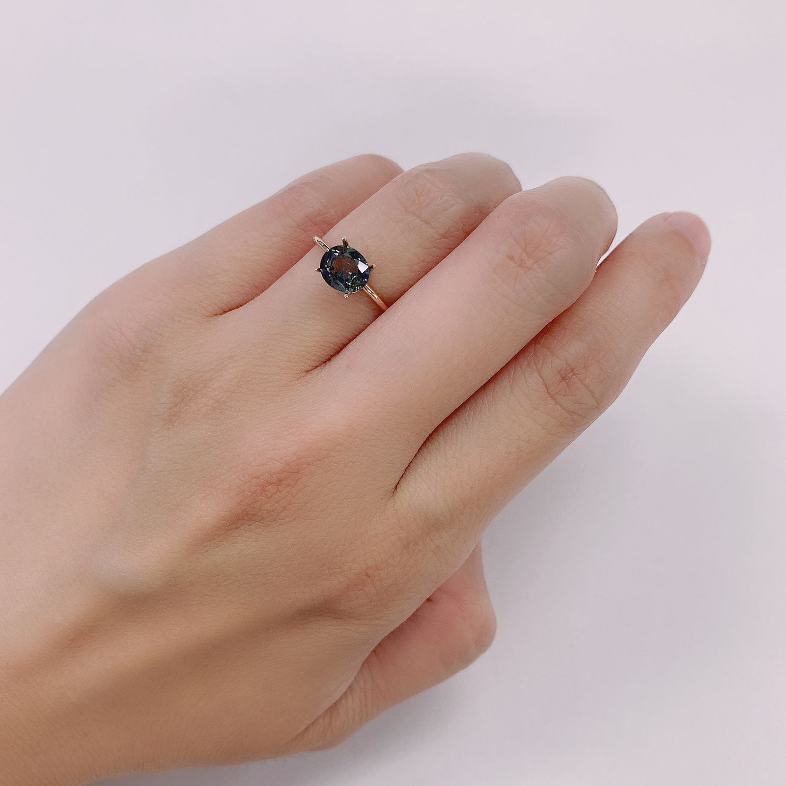 バイカラーサファイア(宝石名バイカラー・サファイア) マダガスカル/スリランカ産 1.38ct 識別済[210912480]6.8×5.8mm前後