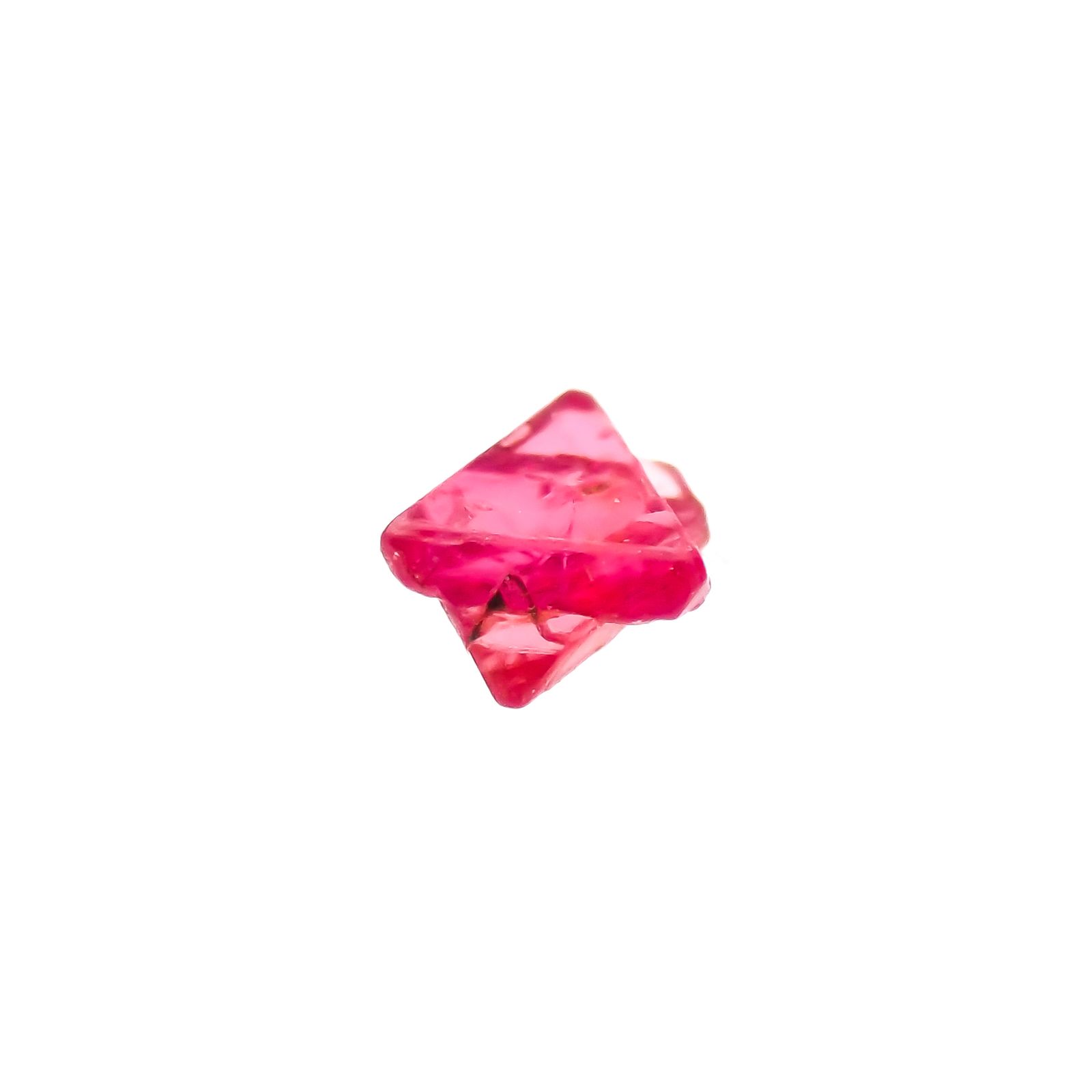 ツインクリスタルスピネル(スピネル式双晶）原石 ビルマ産 0.070ct[231124058]2.6x2.4mm前後