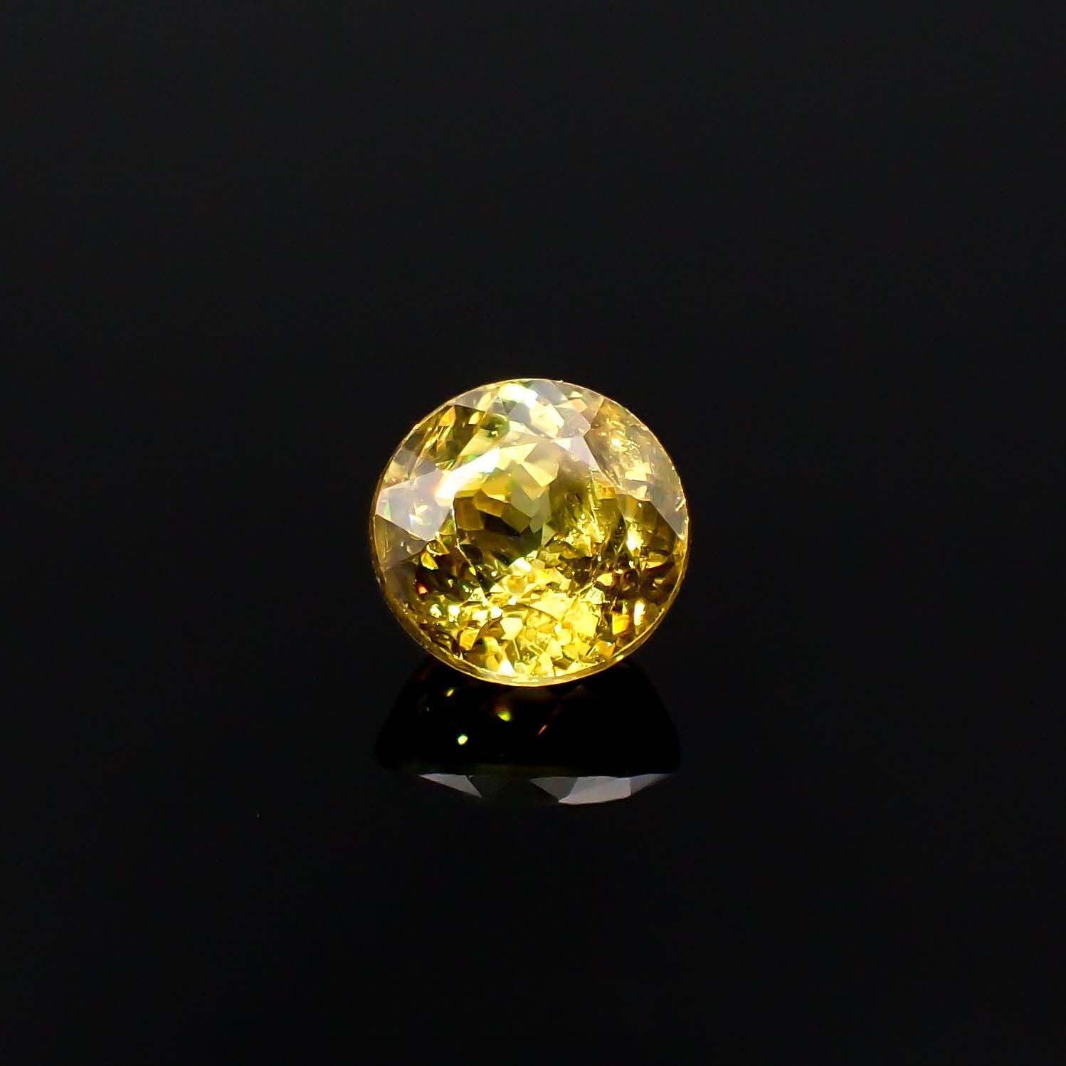 ゴールデンスフェーン(宝石名スフェーン)マダガスカル産 0.68ct 識別済[230120158]5x5mm前後