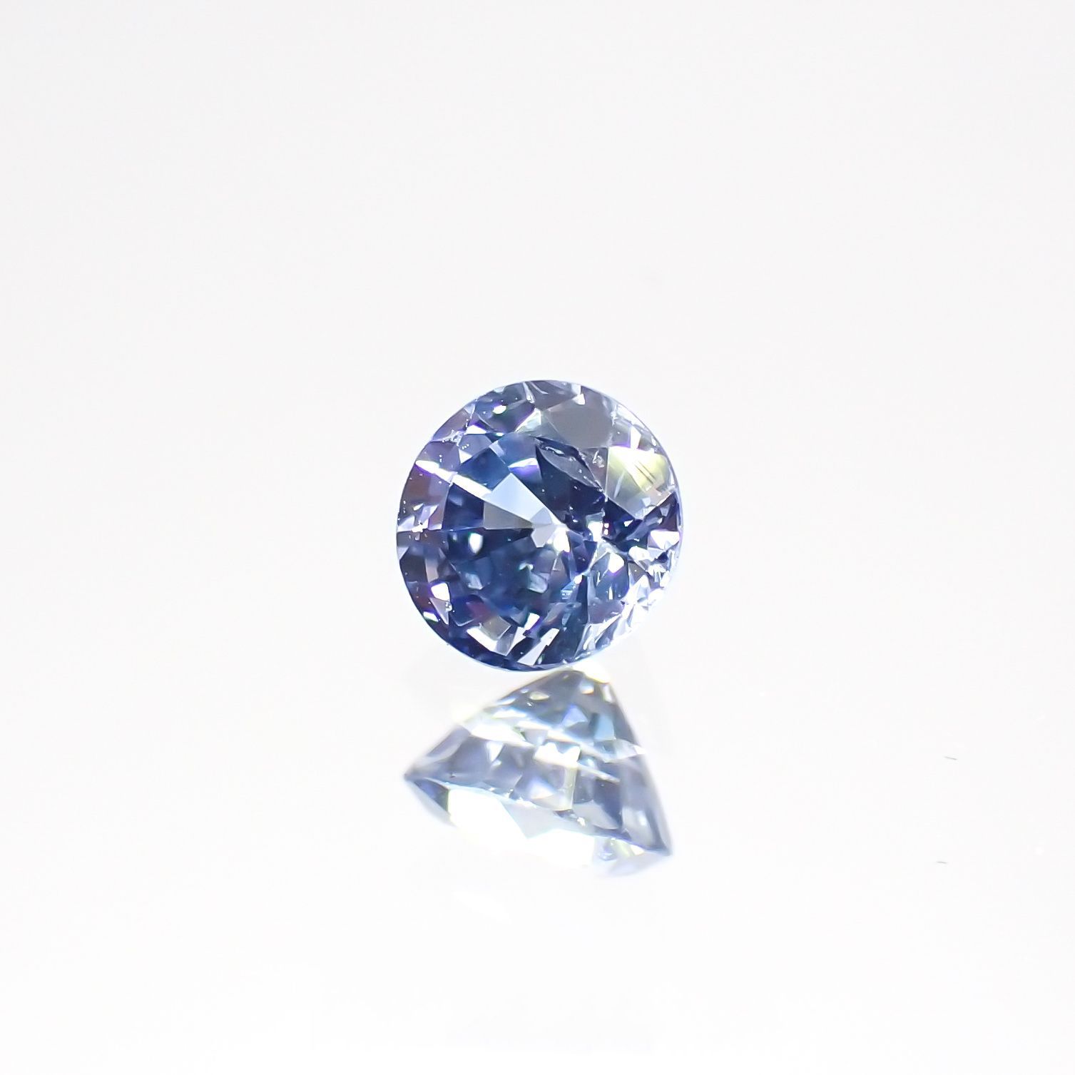 アイスブルーサファイア(宝石名サファイア)スリランカ/マダガスカル産 0.30ct 識別済[220515960]3.8x3.8mm前後
