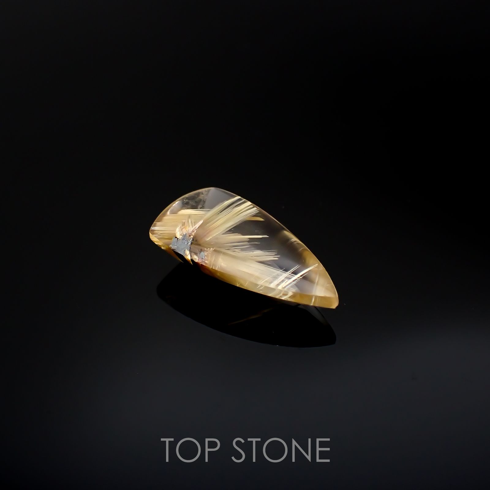 太陽タイチンルチルクォーツ ブラジル産 5.98ct[220716741]19.3x9.7mm前後