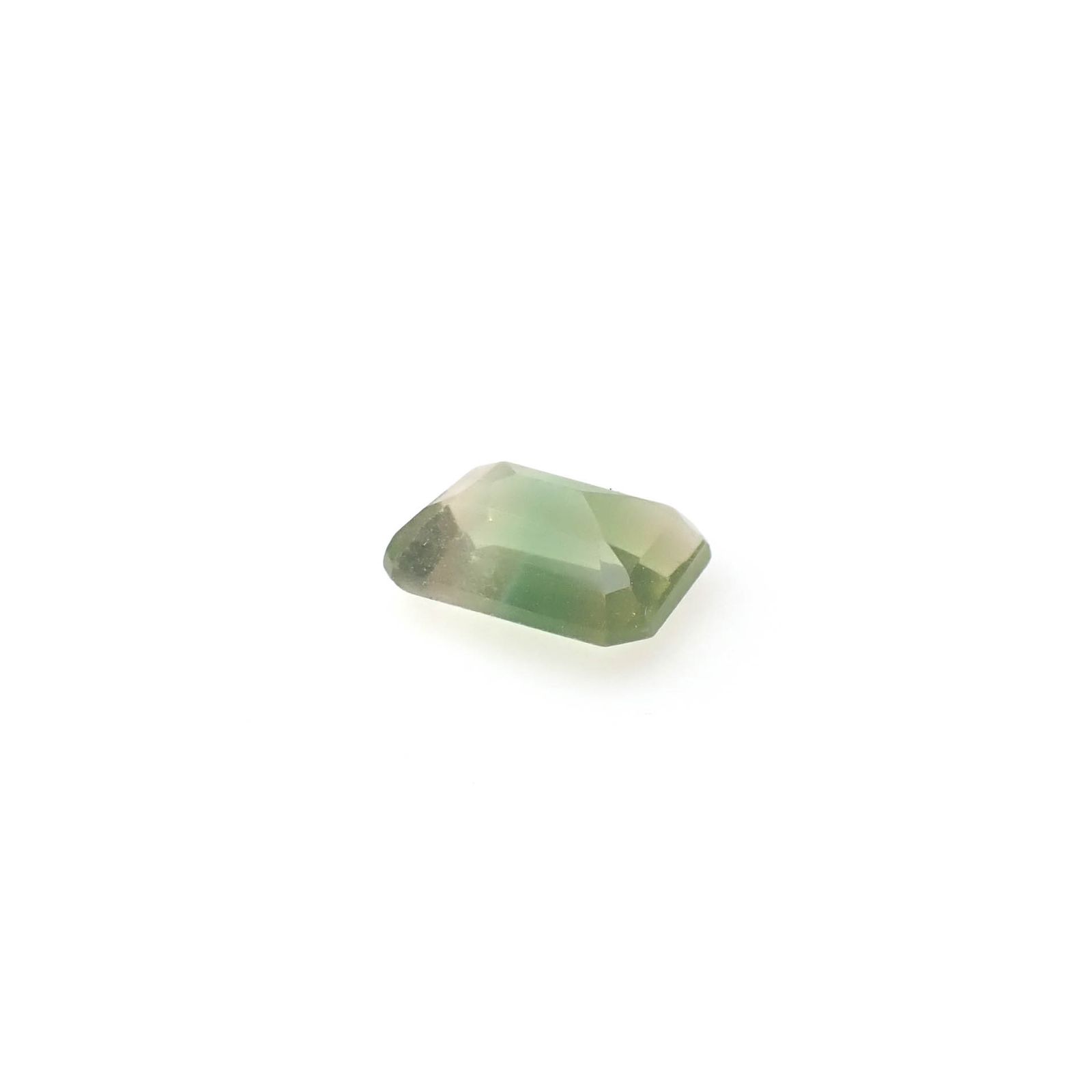 バイカラーフローライト フルオレッセンス ブラジル産 1.66ct [250430253]7.9x6mm前後