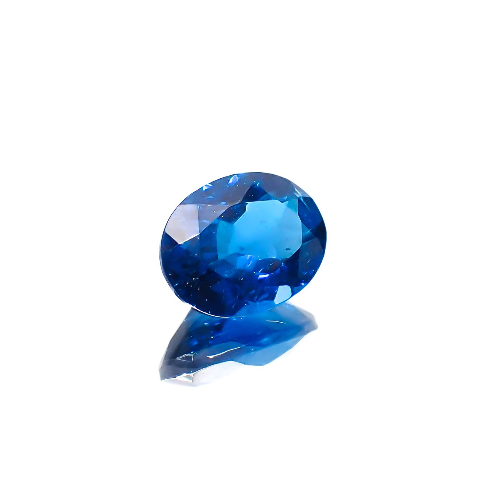 ディープブルーアパタイト  マダガスカル産 1.24ct[230421657]7.8x5.9mm前後