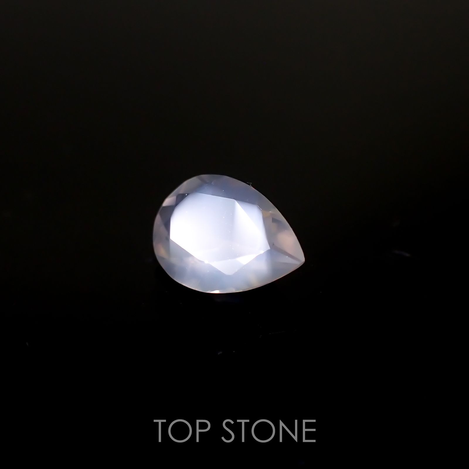 ムーンストーン(宝石名ムーンストーン)インド/スリランカ産 0.51ct 識別済[220515804]6.9x4.9mm前後