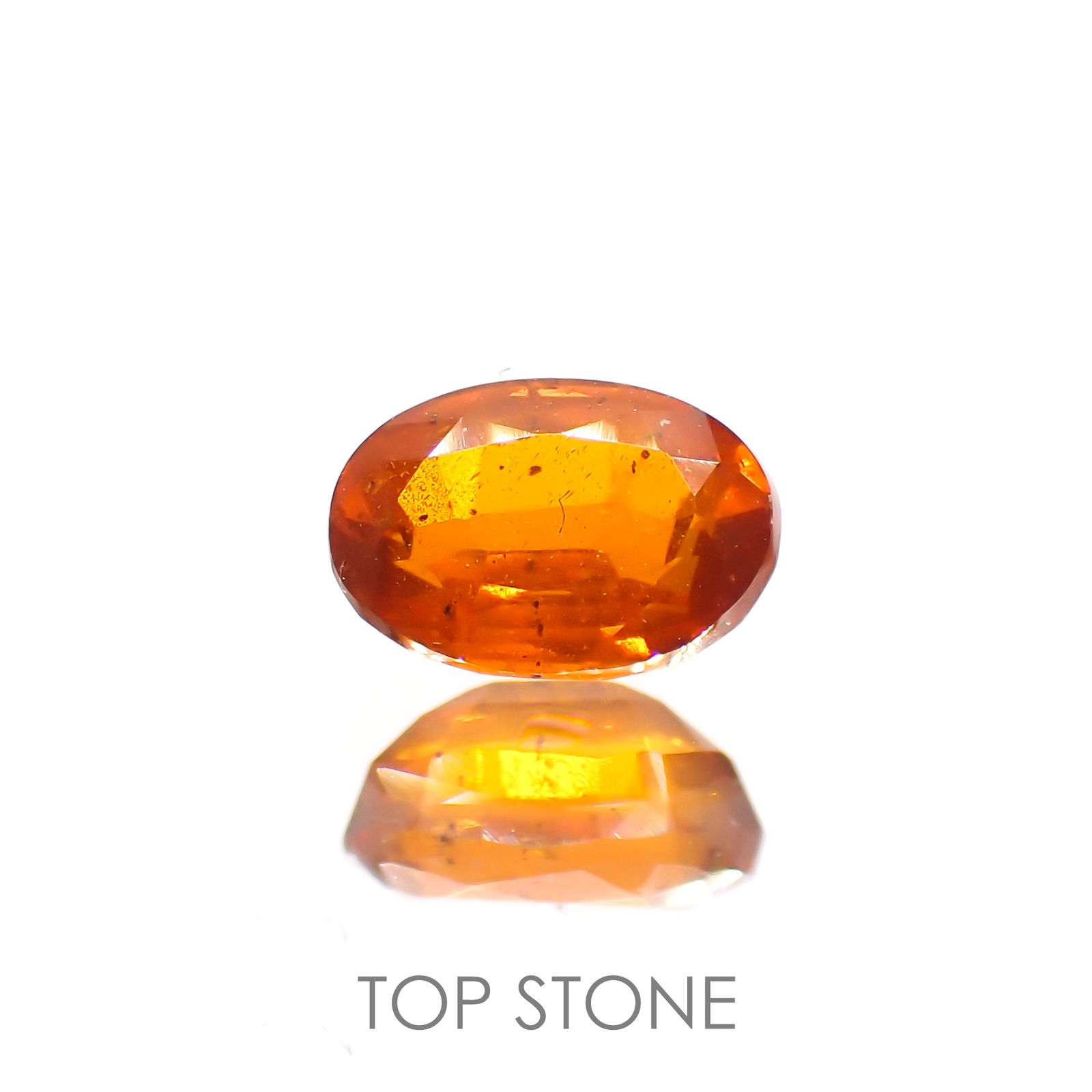 オレンジカイヤナイト(宝石名カイヤナイト) タンザニア産 0.74ct 識別済[210310583]6.1×4.1mm前後