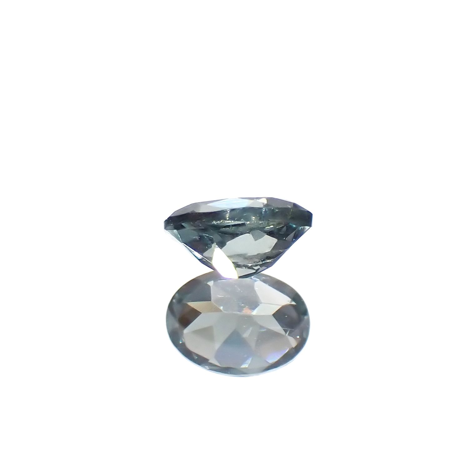 カラーチェンジガーネット アレキタイプ マダガスカル・ベキリー産 0.20ct[231224752]4x3mm前後