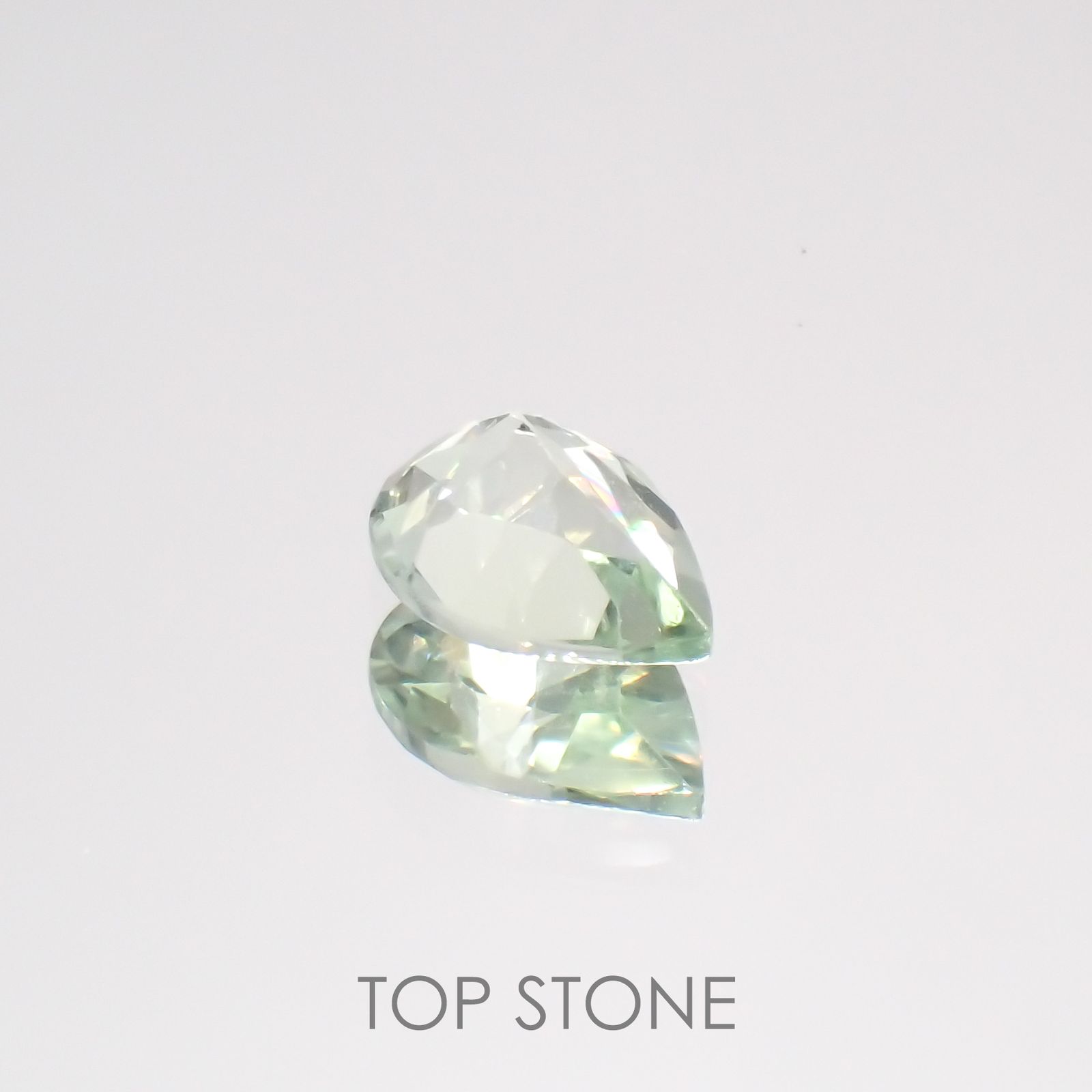 モンテブラサイト(宝石名モンテブラサイト)マダガスカル産 0.68ct 識別済[220115215]7x5.1mm前後