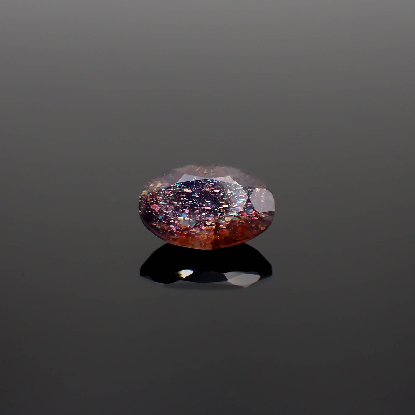 ブラッドショットアイオライト インド産 2.81ct[230522099]11.7x7.7mm前後
