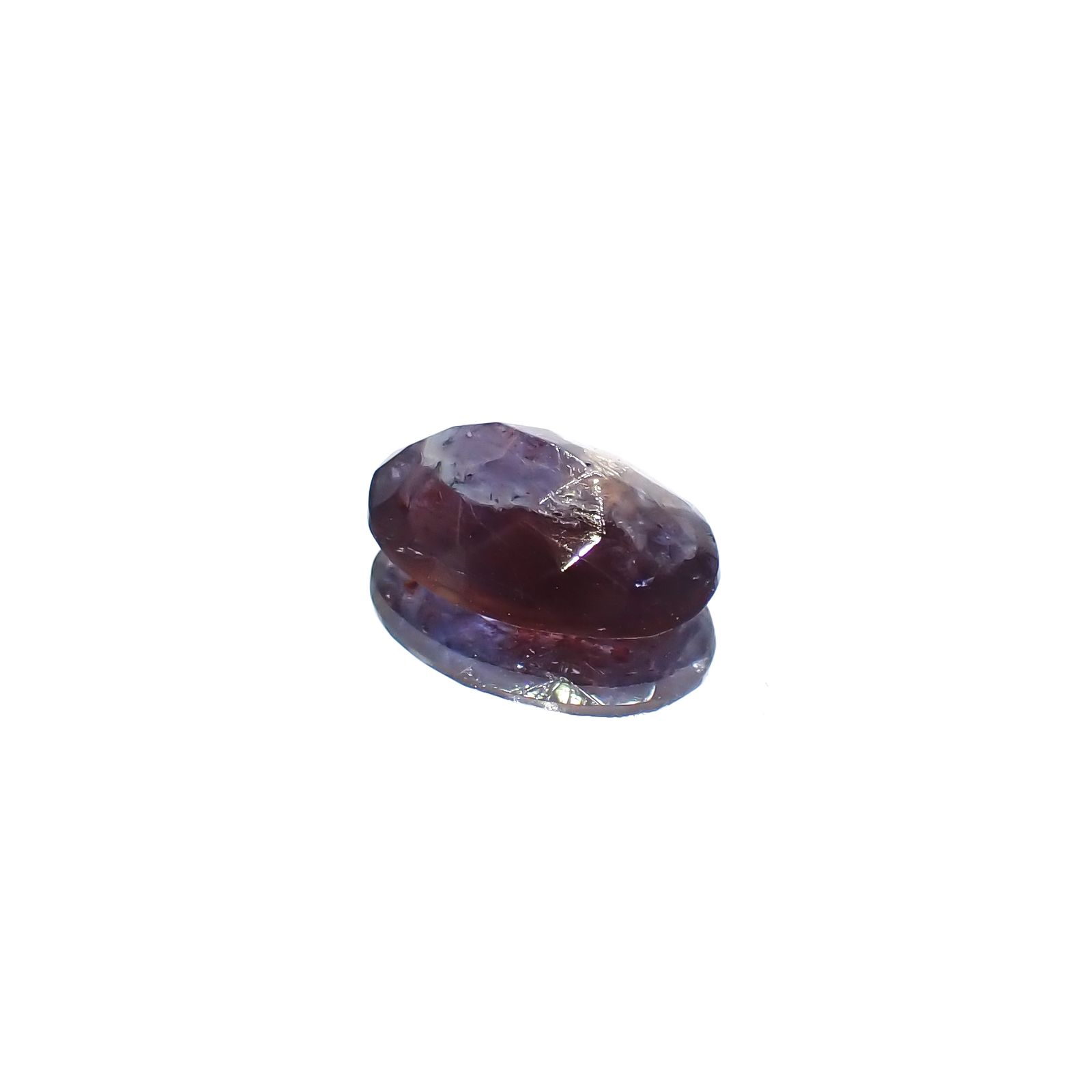 ブラッドショットアイオライト インド産 1.69ct[240125371]10.3x7.1mm前後