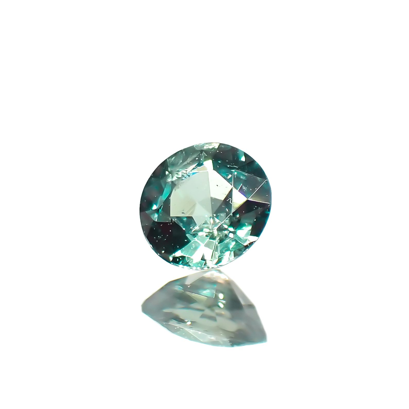 アレキサンドライト(宝石名アレキサンドライト)ブラジル産/EmeraldMains社製 0.116ct ソ付(彩珠)[230522064]3x2.9mm前後