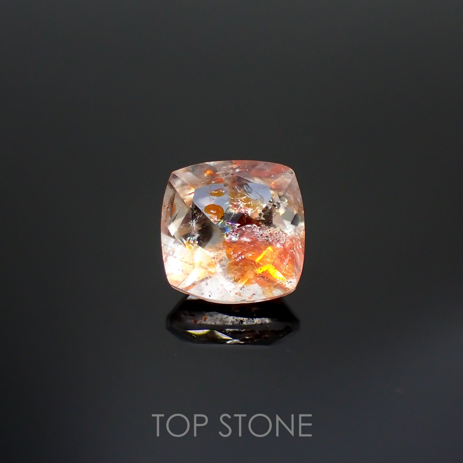 オーロラクォーツ ブラジル・ミナスジェライス産 2.99ct[220114360]8.9x8.9mm前後