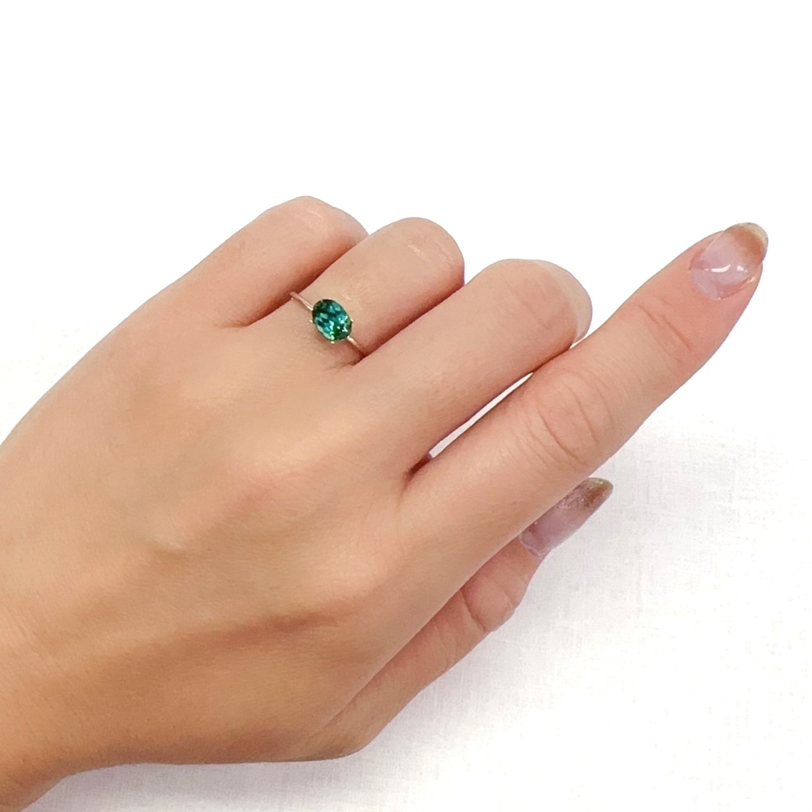 ブルーグリーントルマリン ブラジル産 0.87ct[230923528]7.1x5mm前後