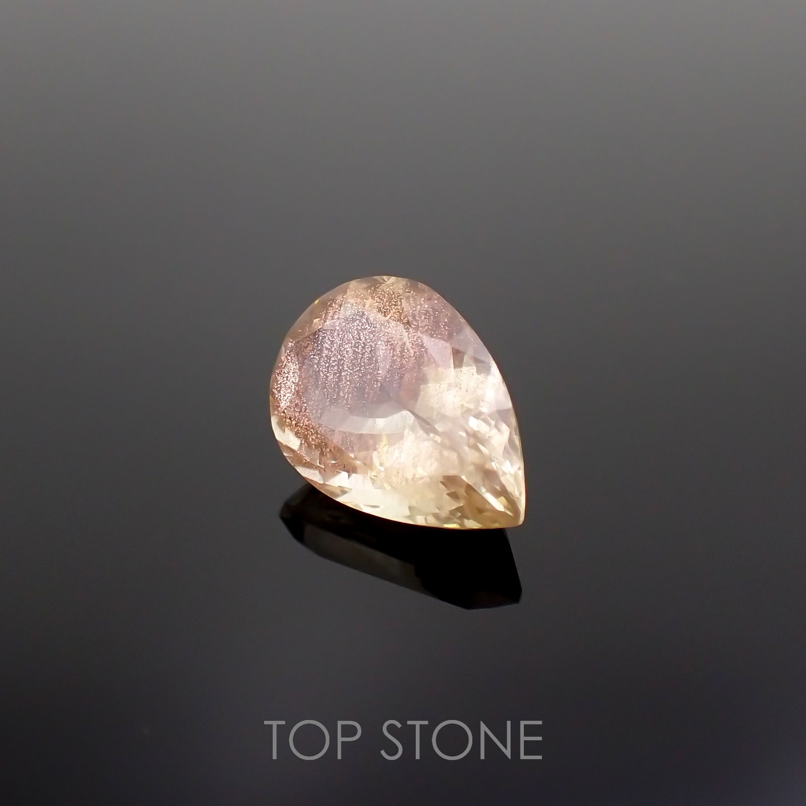 オレゴンサンストーン アメリカ・オレゴン州産 3.45ct[221018712]12.9x8.7mm前後