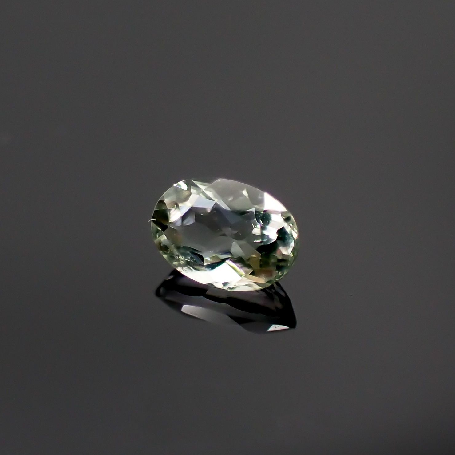 ハイアライトオパール(宝石名オパール) メキシコ産 0.090ct 識別済[210611146]3.5×2.5mm前後