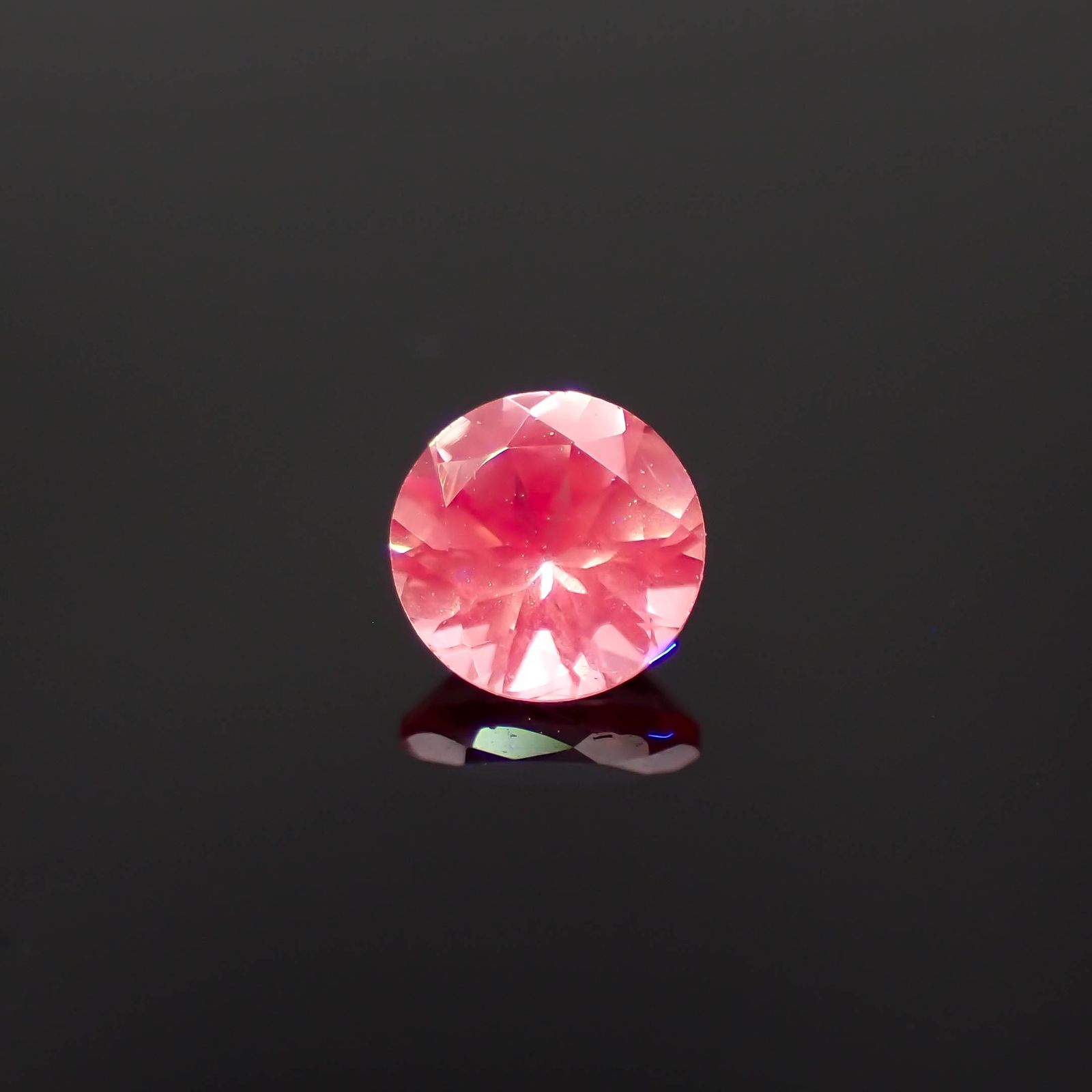 シルキーピンクスピネル タンザニア産 0.40ct [230421574]4.4x4.4mm前後
