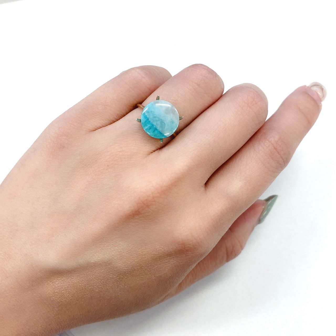 パライバトルマリンインクォーツ ブラジル産 ルース 4.22ct[210410799]12.1×12.1mm前後