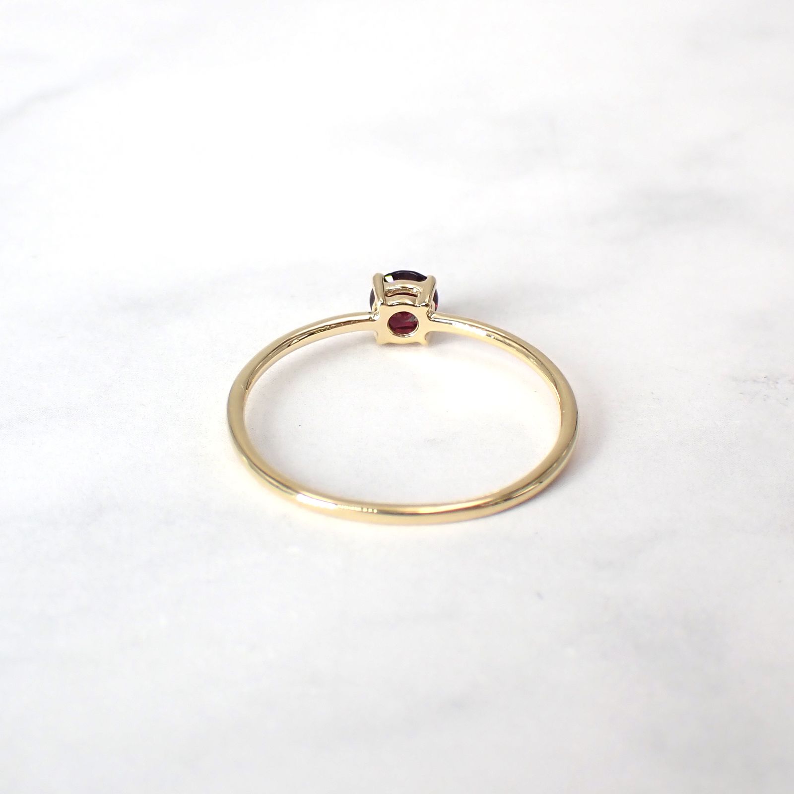 リング空枠：石留め▶アントヒルガーネット（お客様製作例）