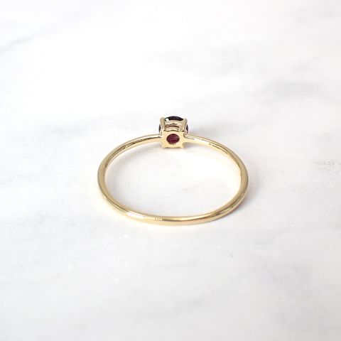 リング空枠：石留め▶アントヒルガーネット（お客様製作例）