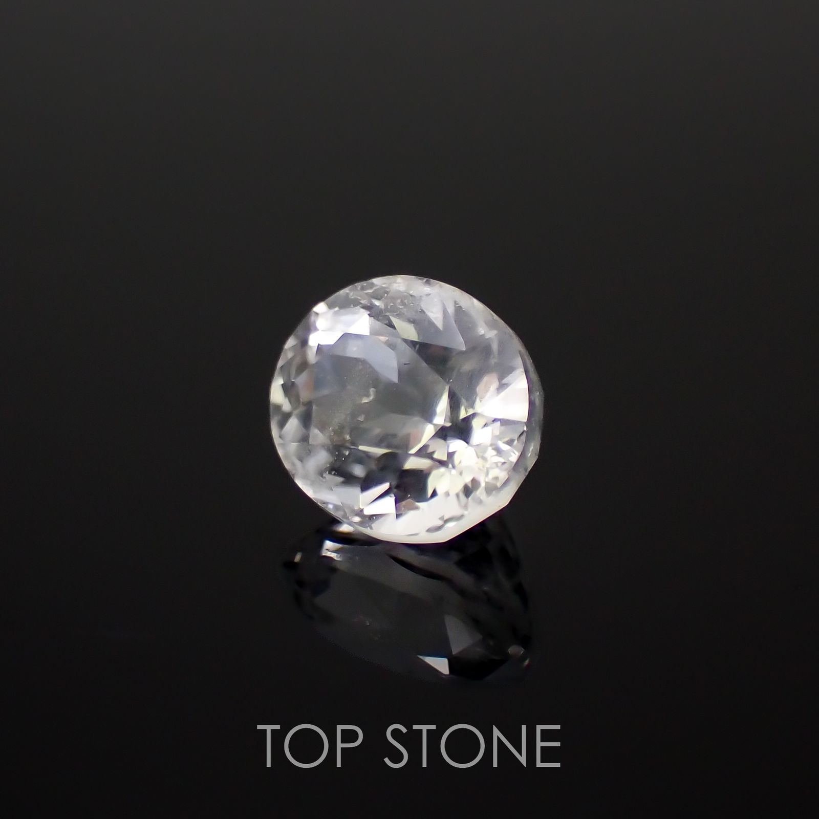 フェナカイト(宝石名フェナカイト)マダガスカル/ブラジル産 1.01ct 識別済[221119128]6.6x5.5mm前後