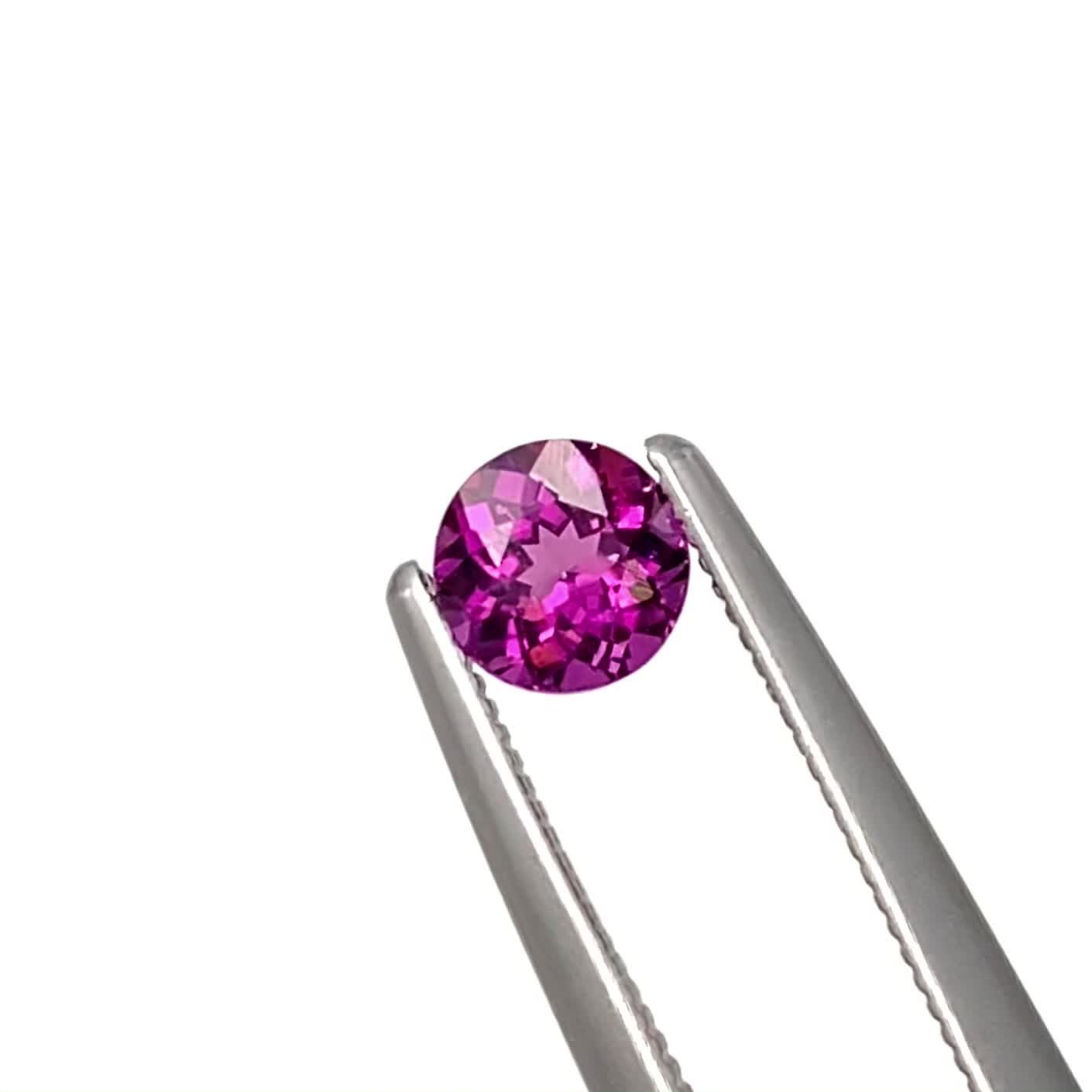 グレープガーネット(宝石名ガーネット)ブラジル産 0.45ct 識別済