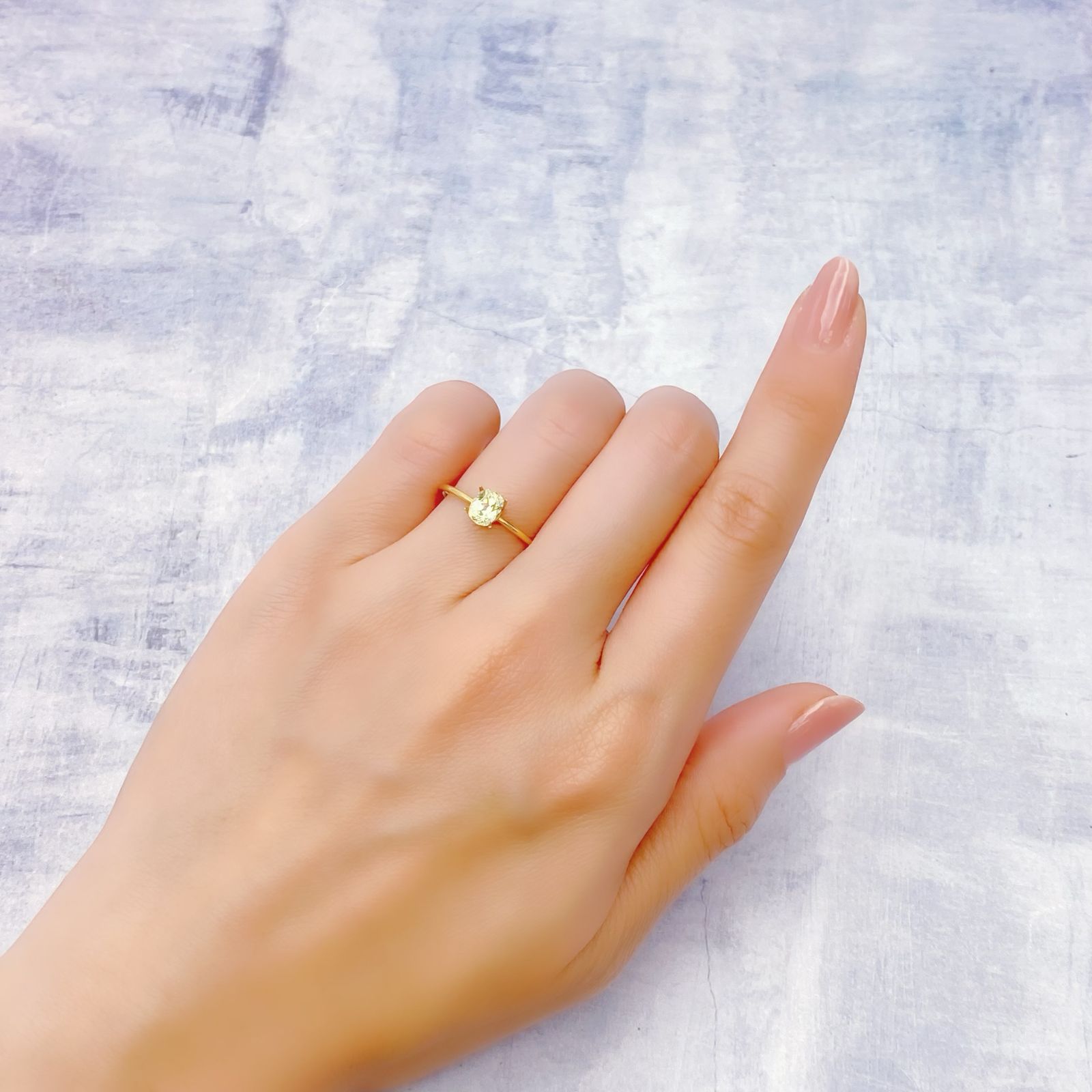 イエローアパタイト メキシコ産 0.66ct [241129468]5.5x4.5mm前後
