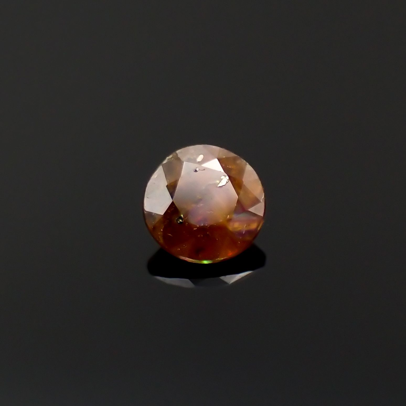 レインボーガーネット 日本・奈良県産 0.18ct[240223636]3.5x3.4mm前後