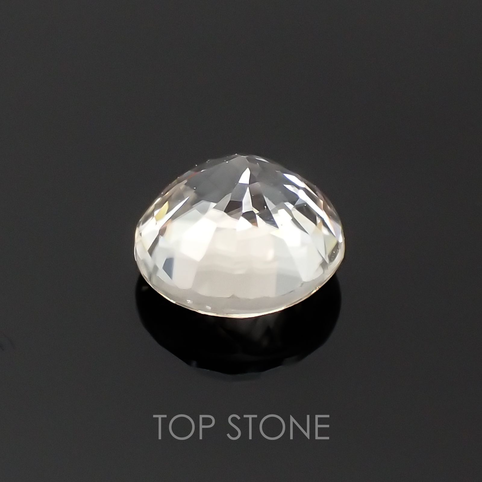 カラーレスジルコン スリランカ,カンボジア産 ルース 1.89ct[20118077]6.6×6.6mm前後
