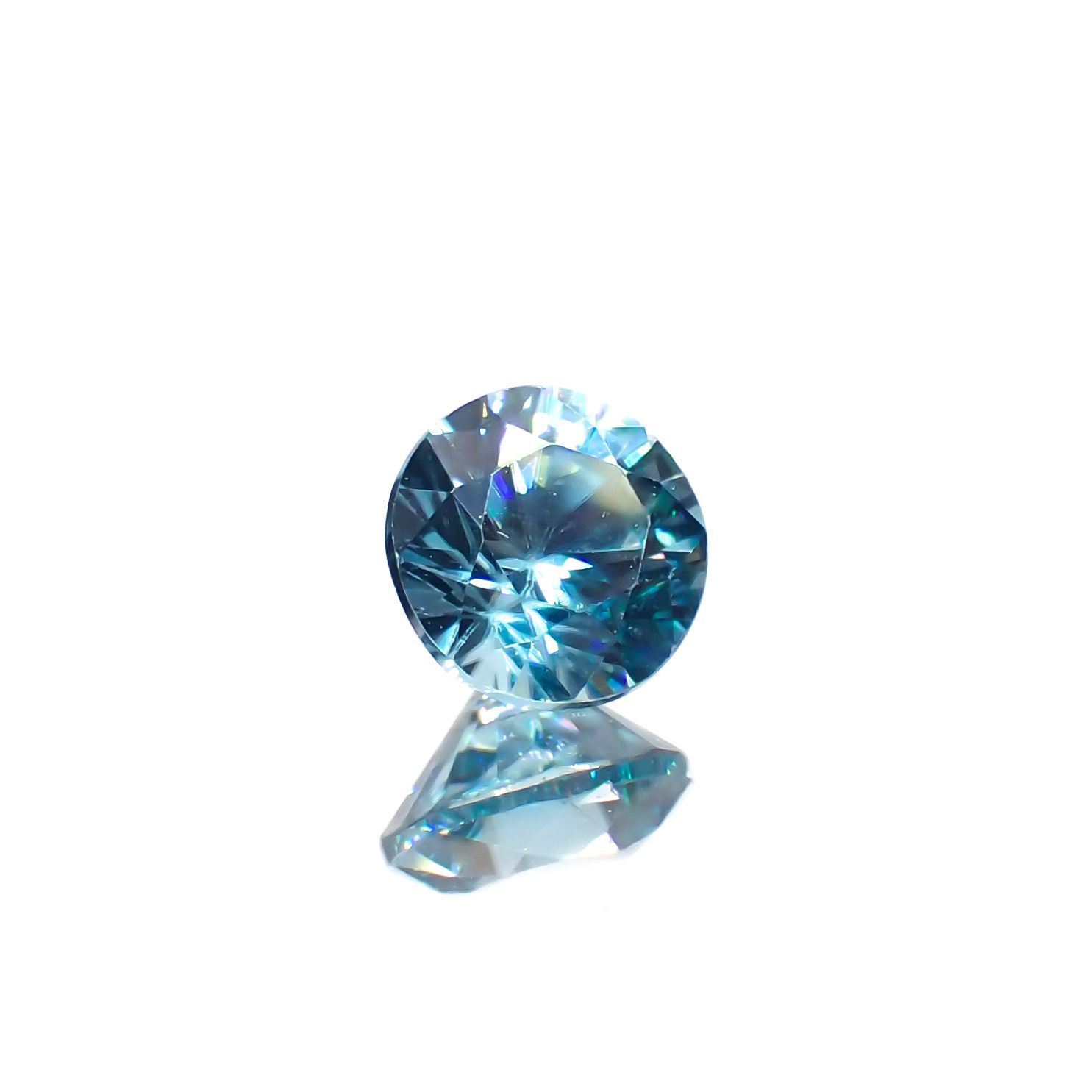 ブルージルコン カンボジア産 0.79ct[230220512]5x5mm前後