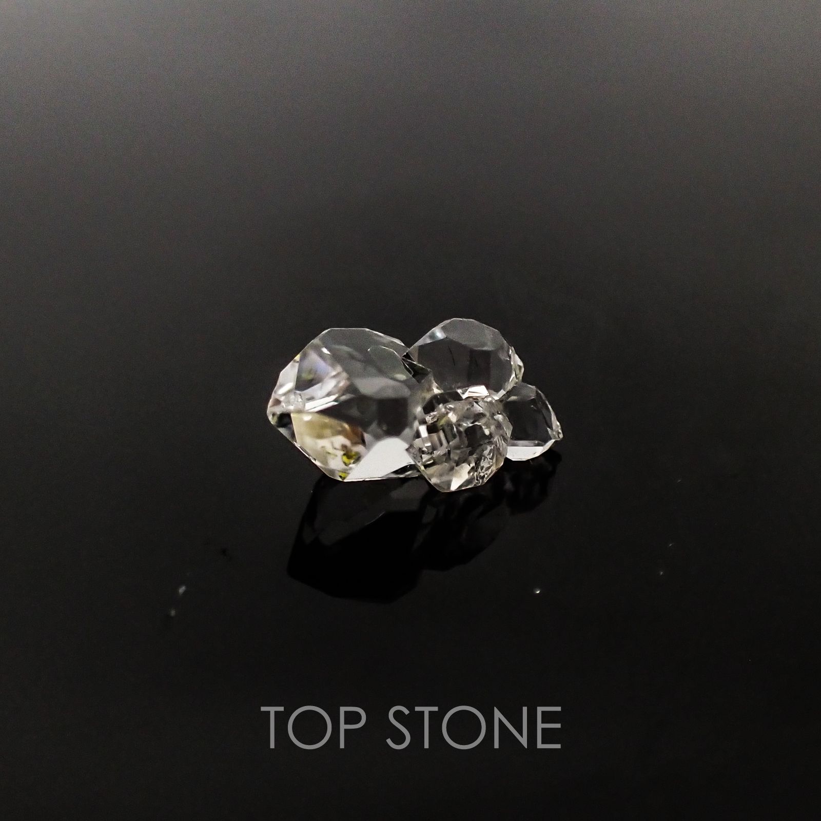 オイルインクォーツ パキスタン産 原石・結晶 1.92ct[20117538]11.1×6.7mm前後