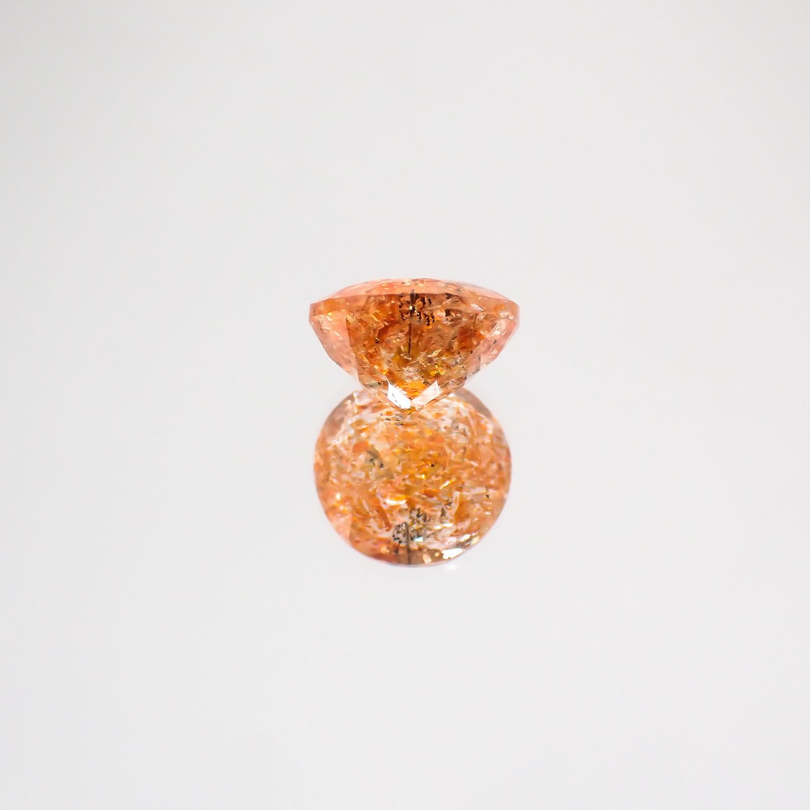 イリュージョンサンストーン(宝石名フェルドスパー) タンザニア産 2.60ct 識別済[210610875]9×8.9mm前後