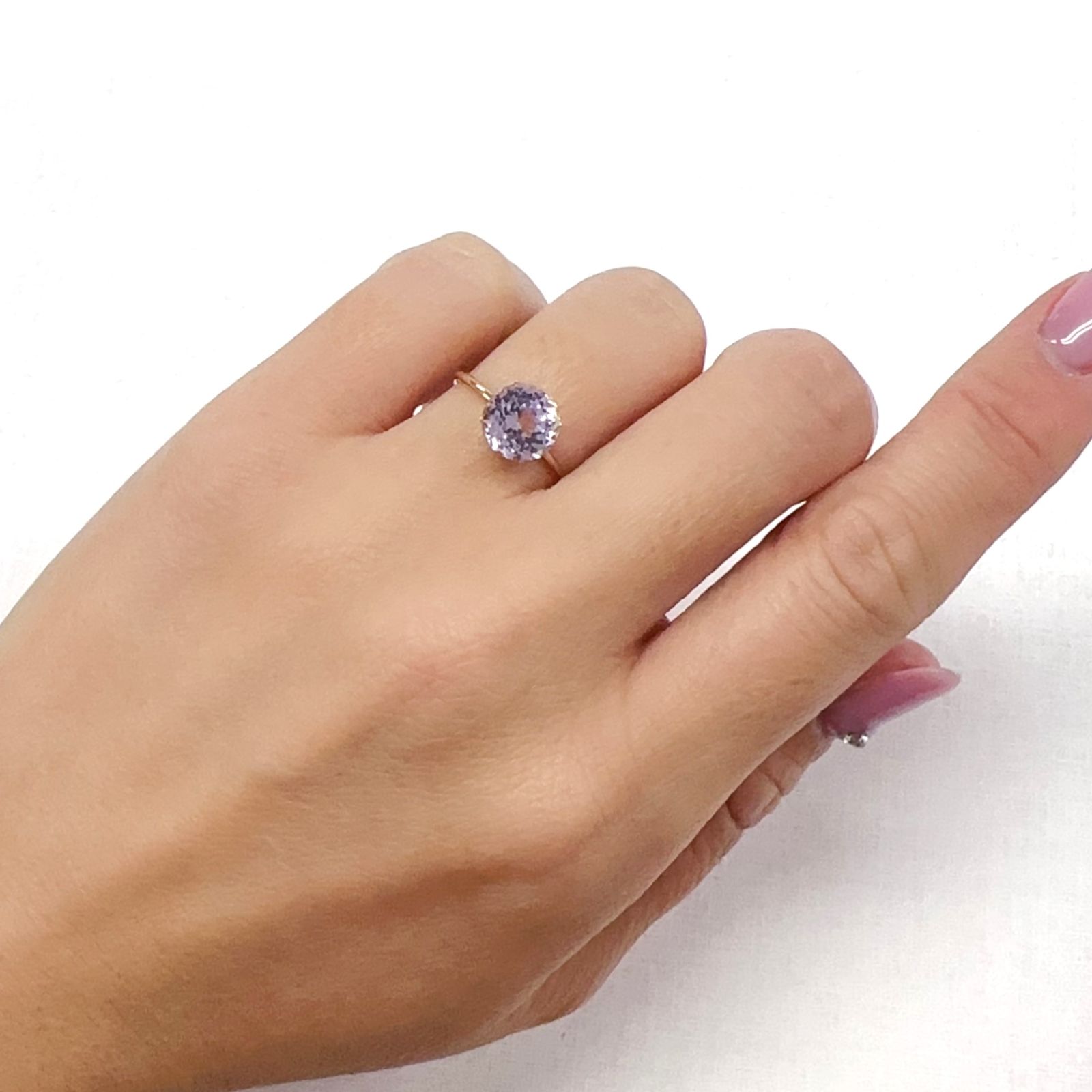 クンツァイト アフガニスタン産 2.58ct[231124349]7.9x7.9mm前後