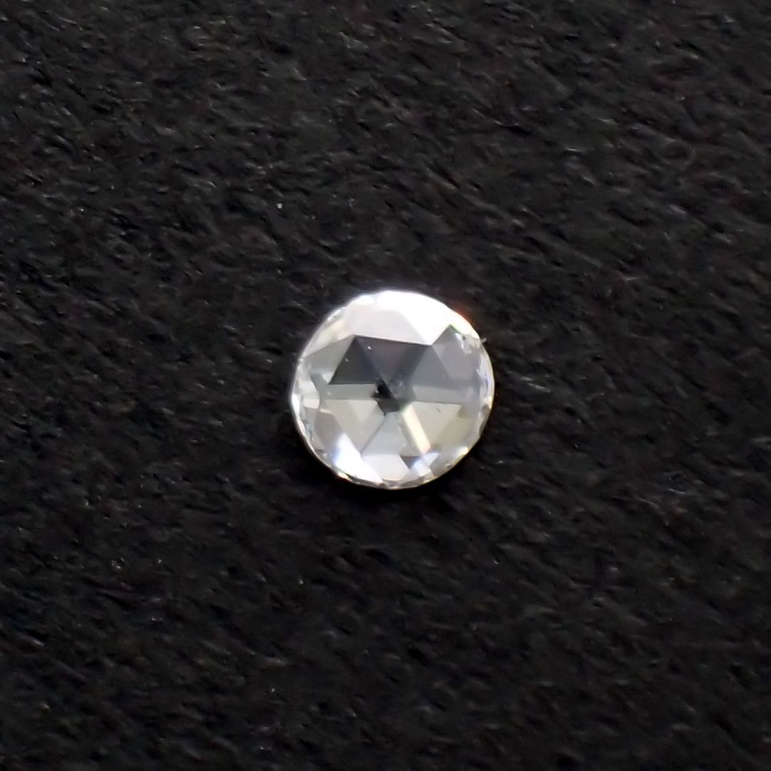 ◇ローズカット◇ダイヤモンド SI-VS / D-G(宝石名ダイアモンド) 0.057ct 識別済[210610911]2.5×2.5mm前後