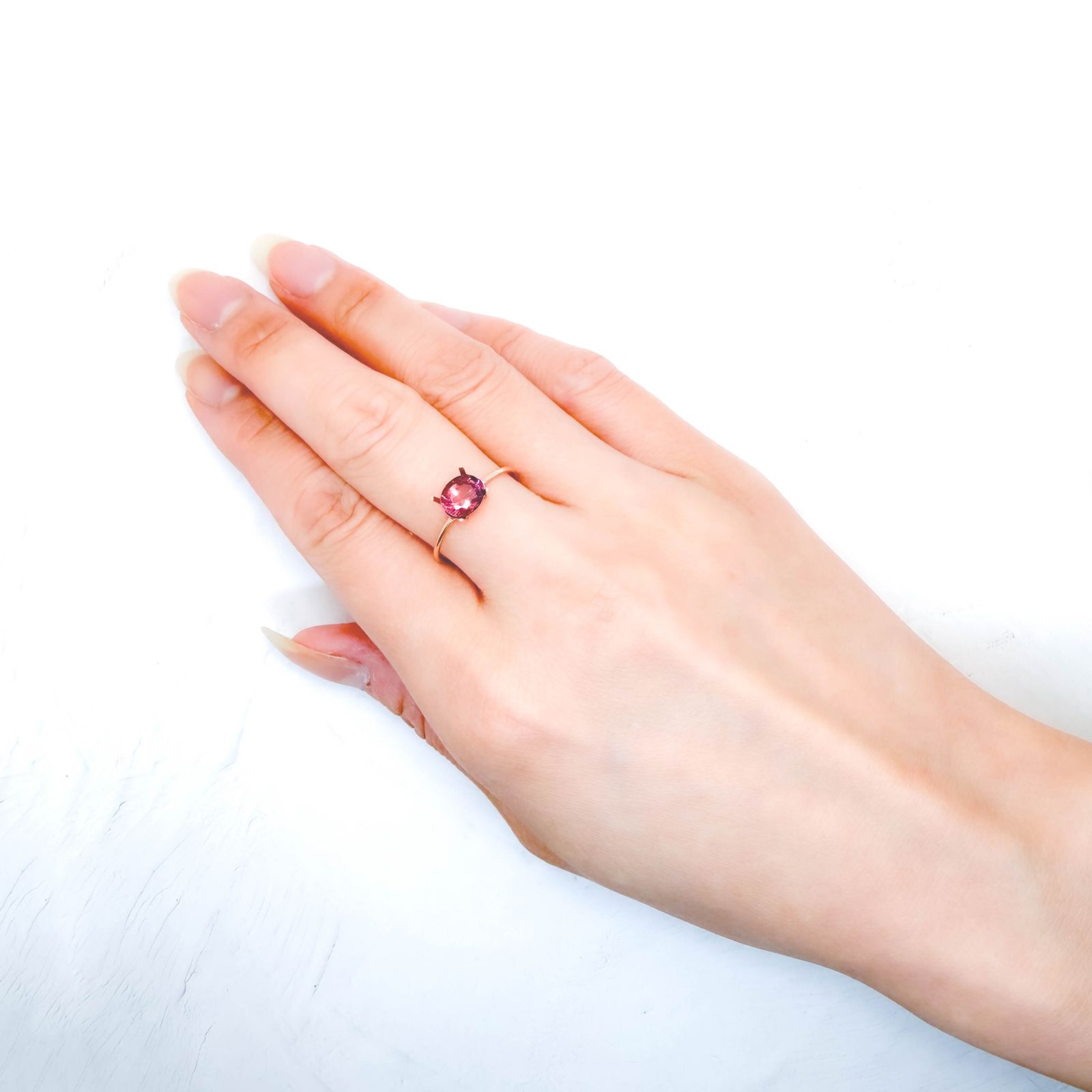 ローズピンクトルマリン(宝石名ピンク・トルマリン)ブラジル/アフリカ産 識別済 1.15ct / 6.9x5.8mm前後 [260514855]