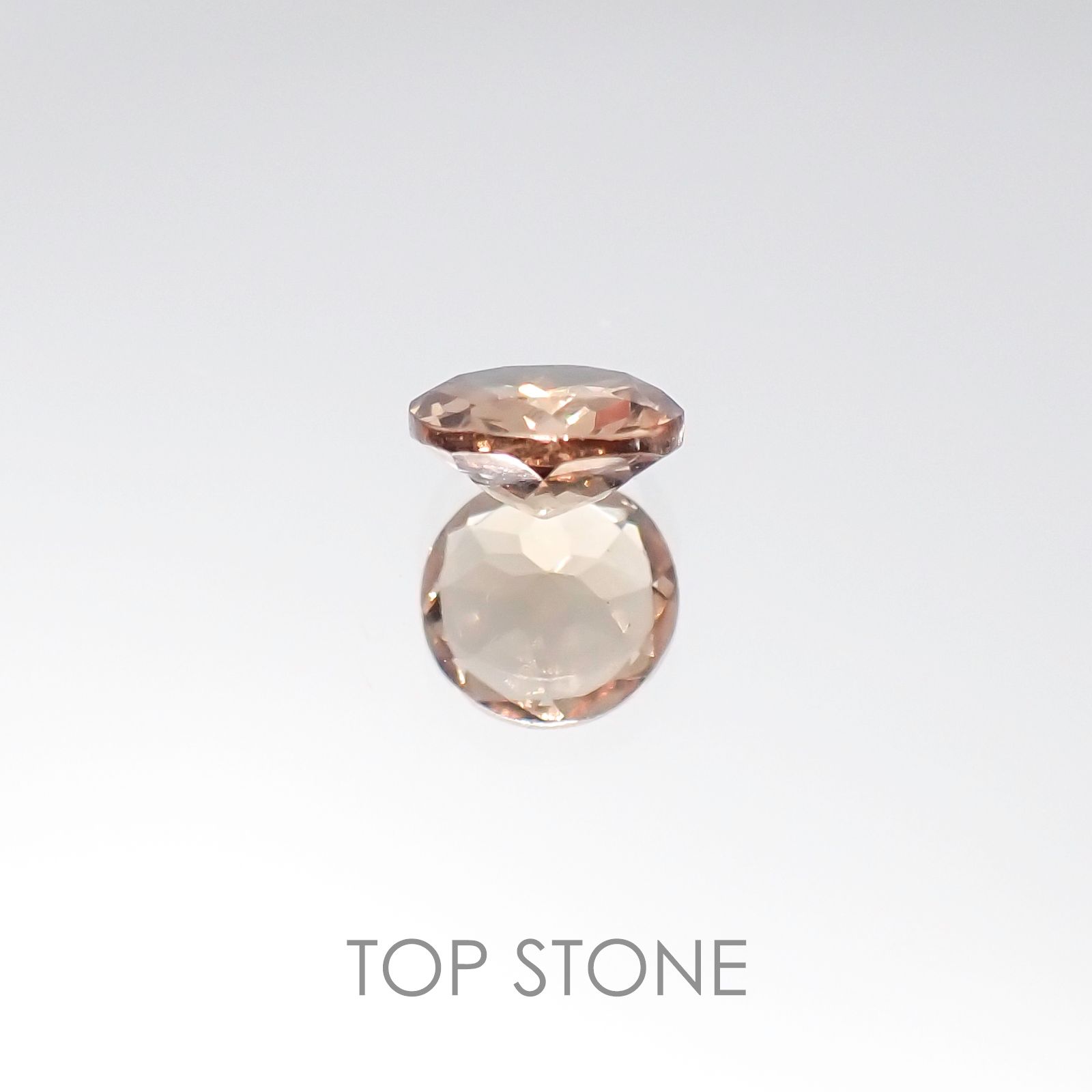 カラーチェンジマラヤガーネット(宝石名ガーネット) タンザニア・マヘンゲ産 0.52ct 識別済[20096096]4.9×4.9mm前後