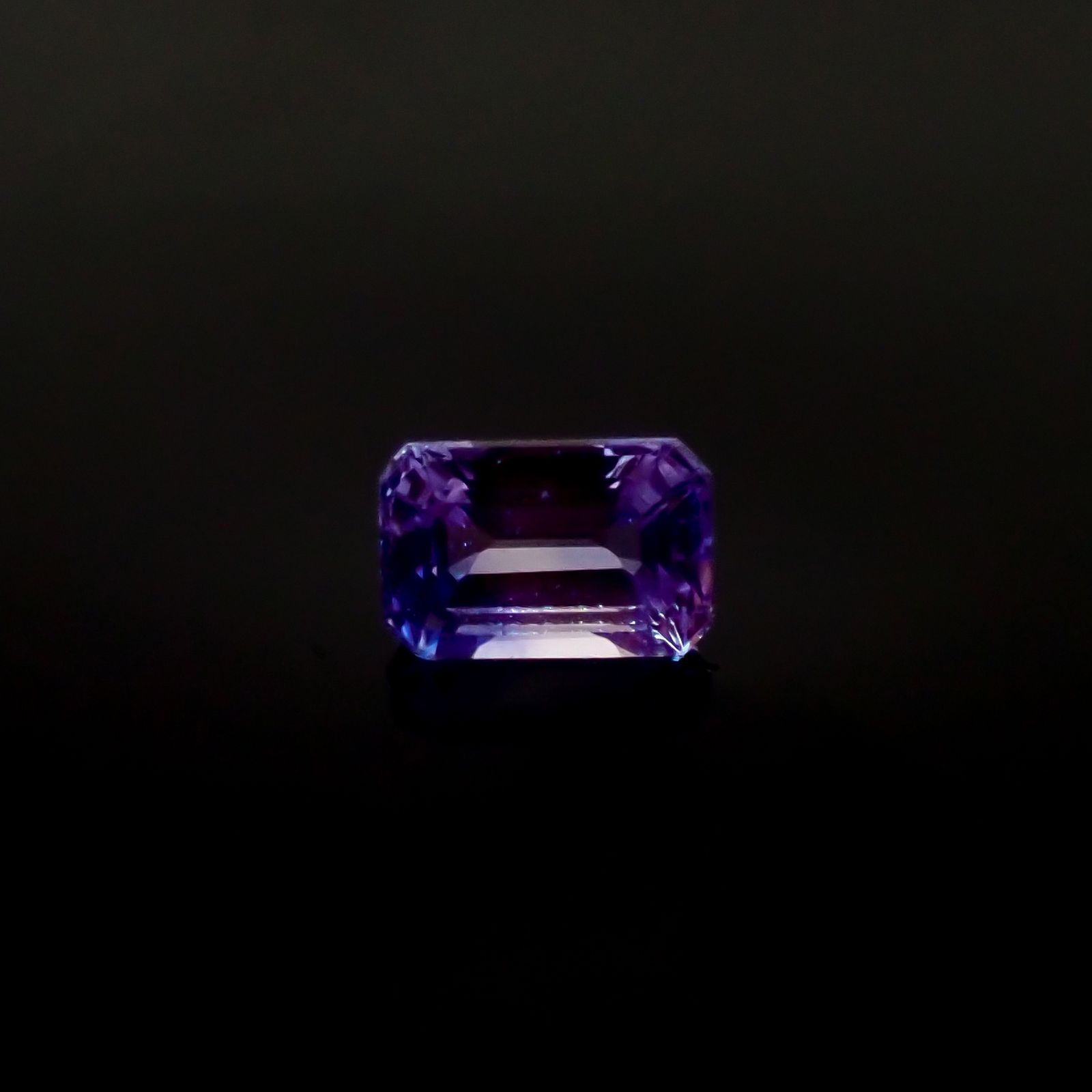 アイスブルーサファイア スリランカ産 0.35ct [241229590]4.5x3mm前後